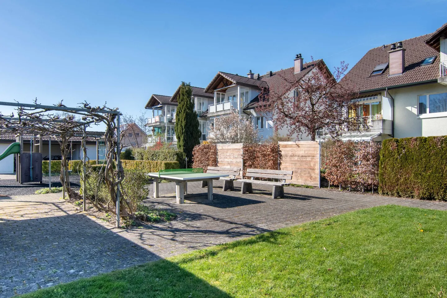 Appartement lumineux et accessible de 3,5 pièces avec balcon sud et place de parking souterrain privée ! - Photo 19 sur 22