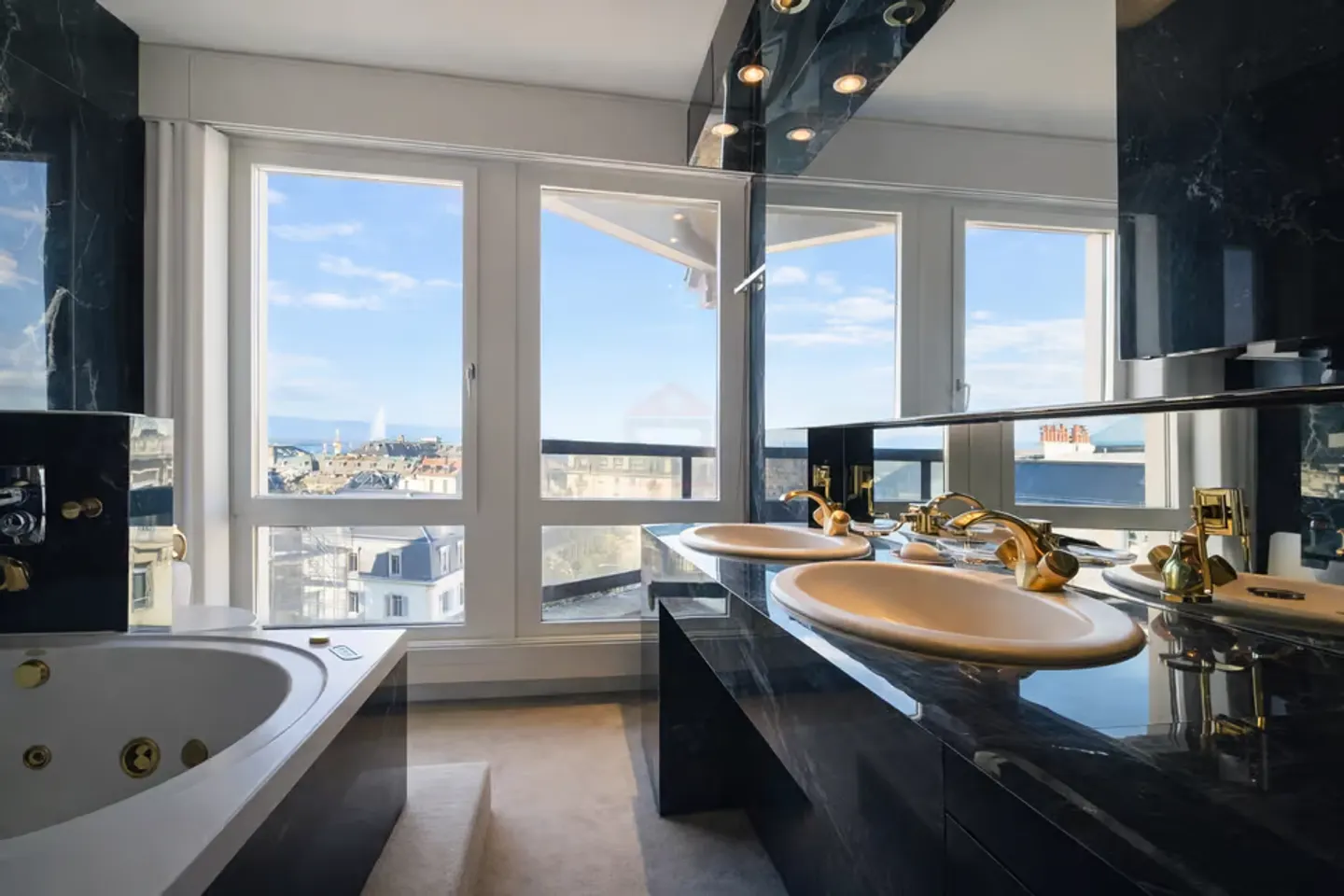 Außergewöhnliche Wohnung in Champel mit Panoramablick auf Genf - Foto 7 von 10