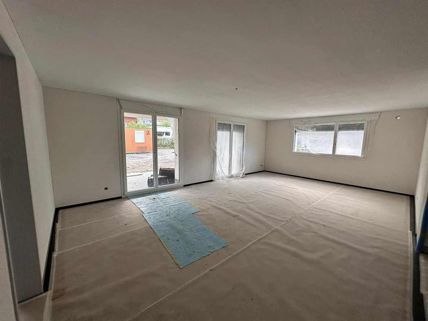 Moderne 4.5-Zimmer-Wohnung - Foto 4 von 15