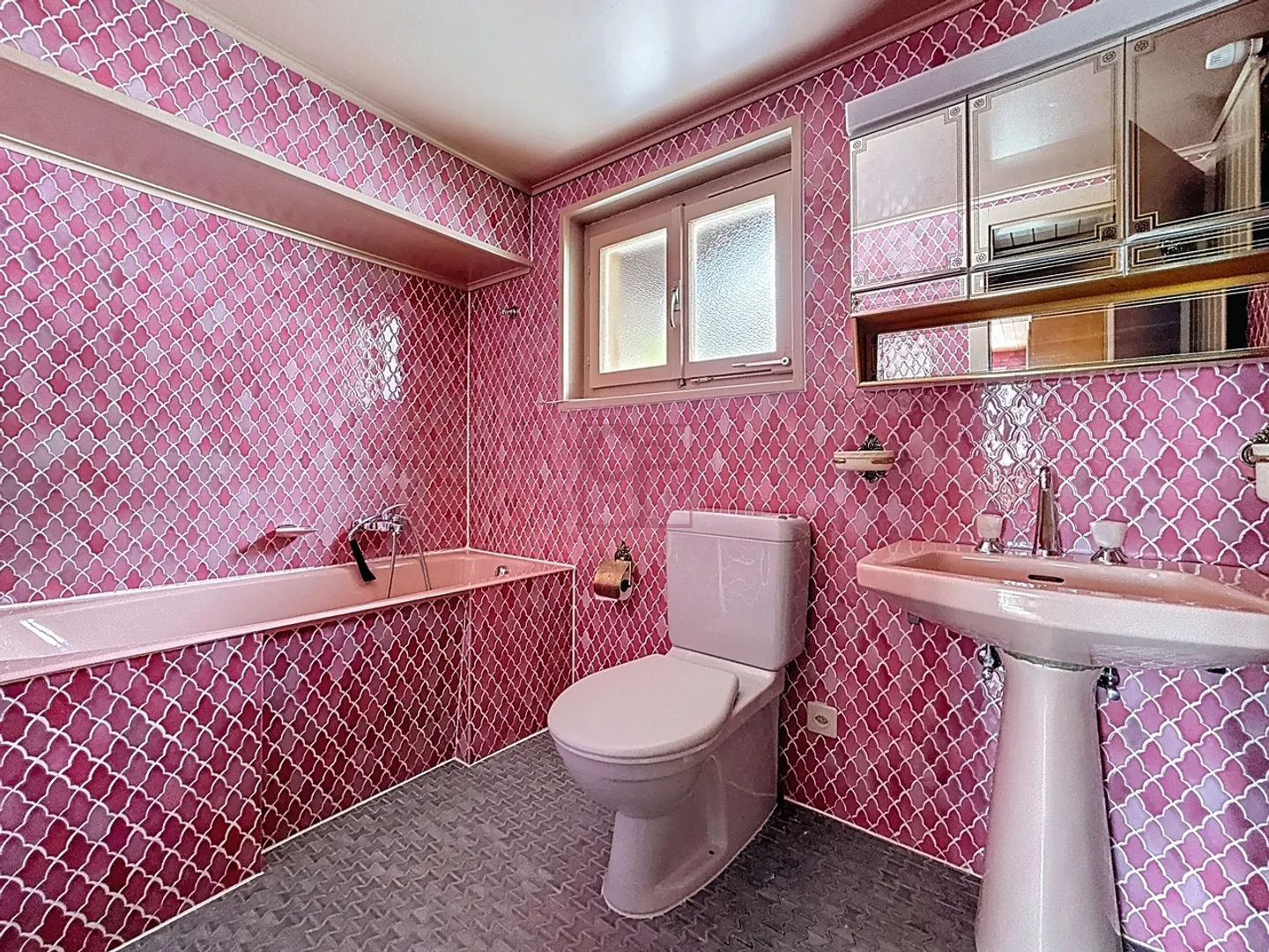 Authentic haven of peace in the heart of the Vaud Alps - Photo 12 of 13