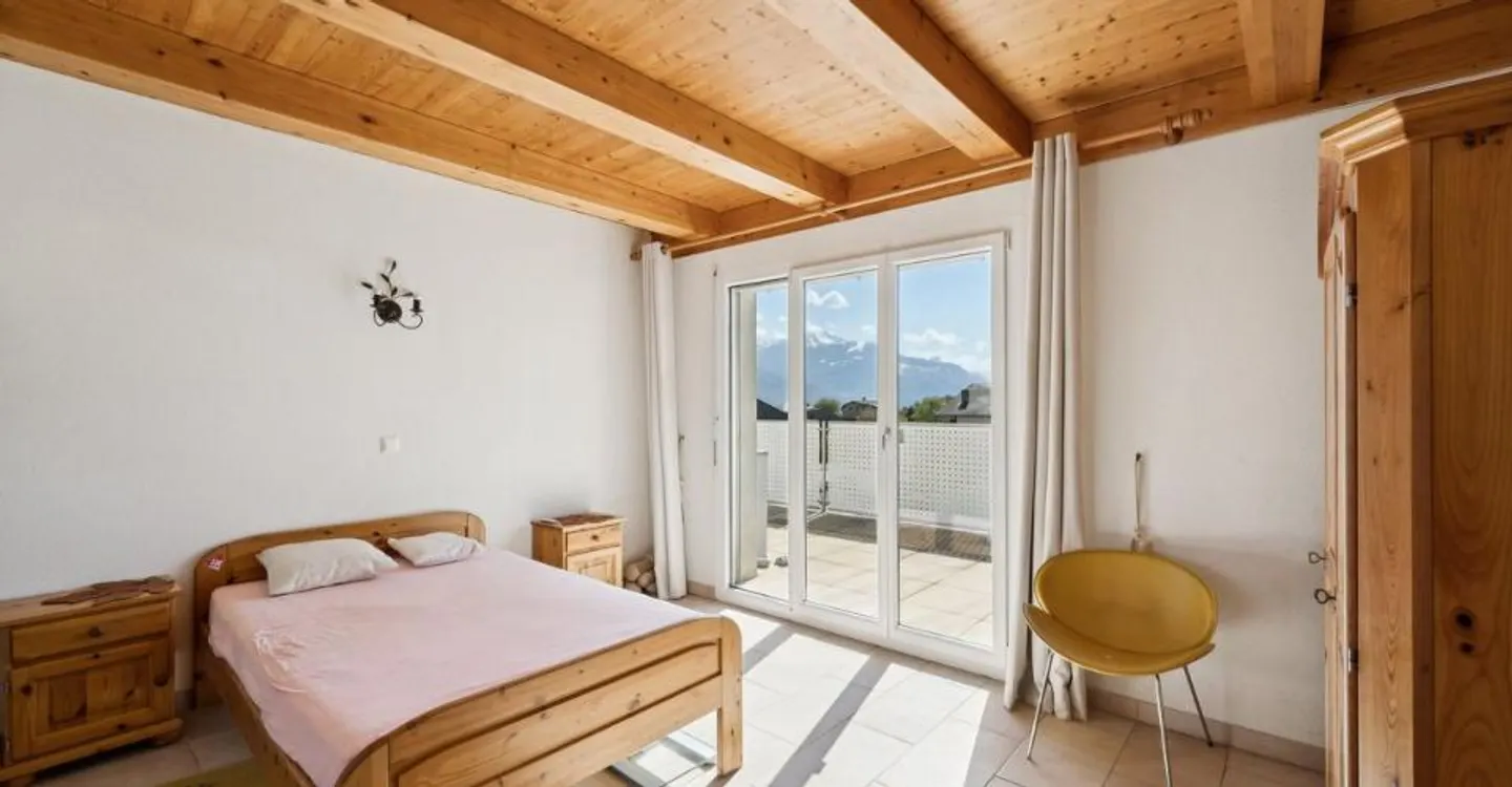 Appartement lumineux avec vue alpine - Photo 5 sur 11