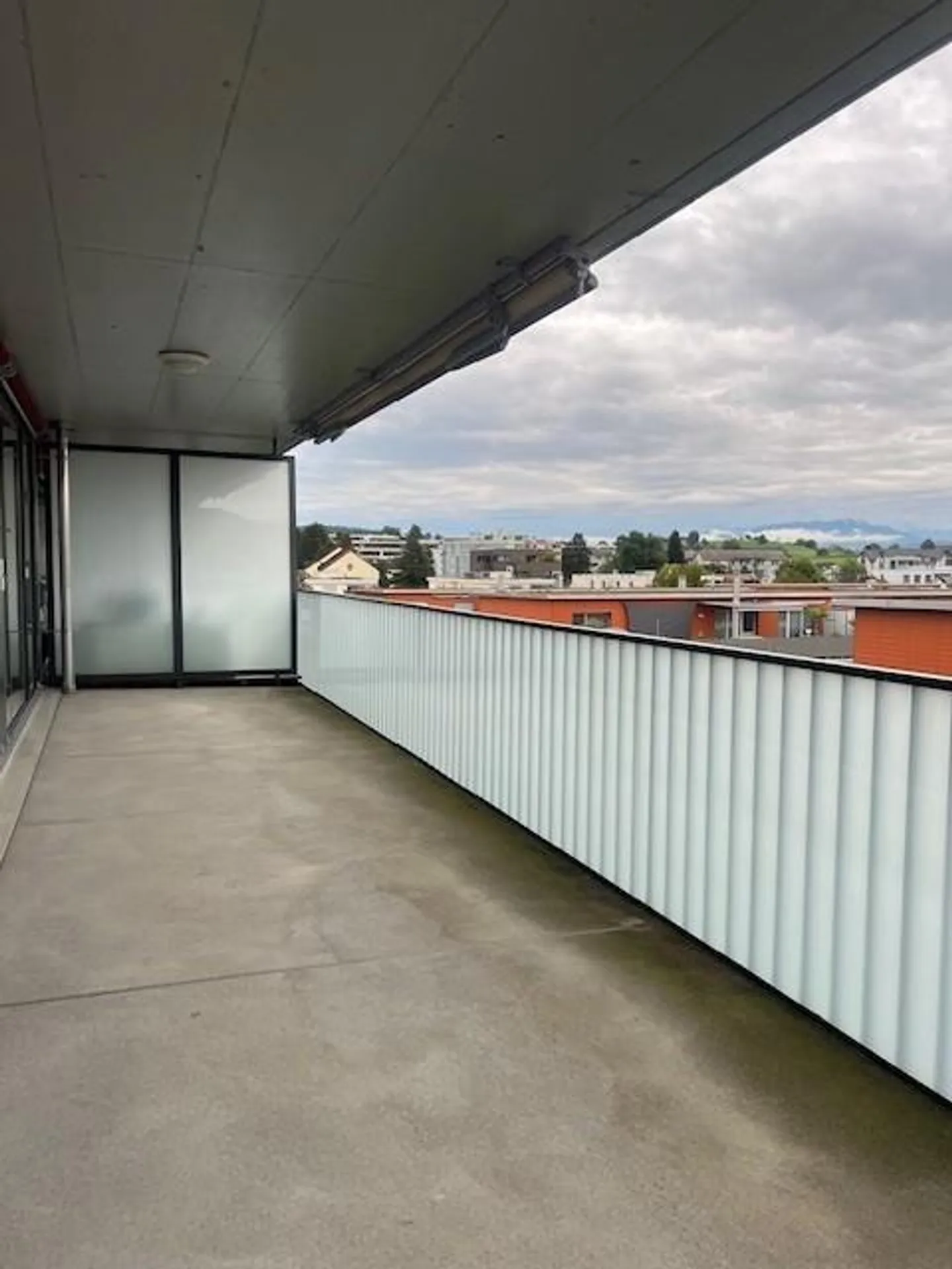 Appartement spacieux de 2,5 pièces au cœur de Hochdorf ! - Photo 1 sur 6