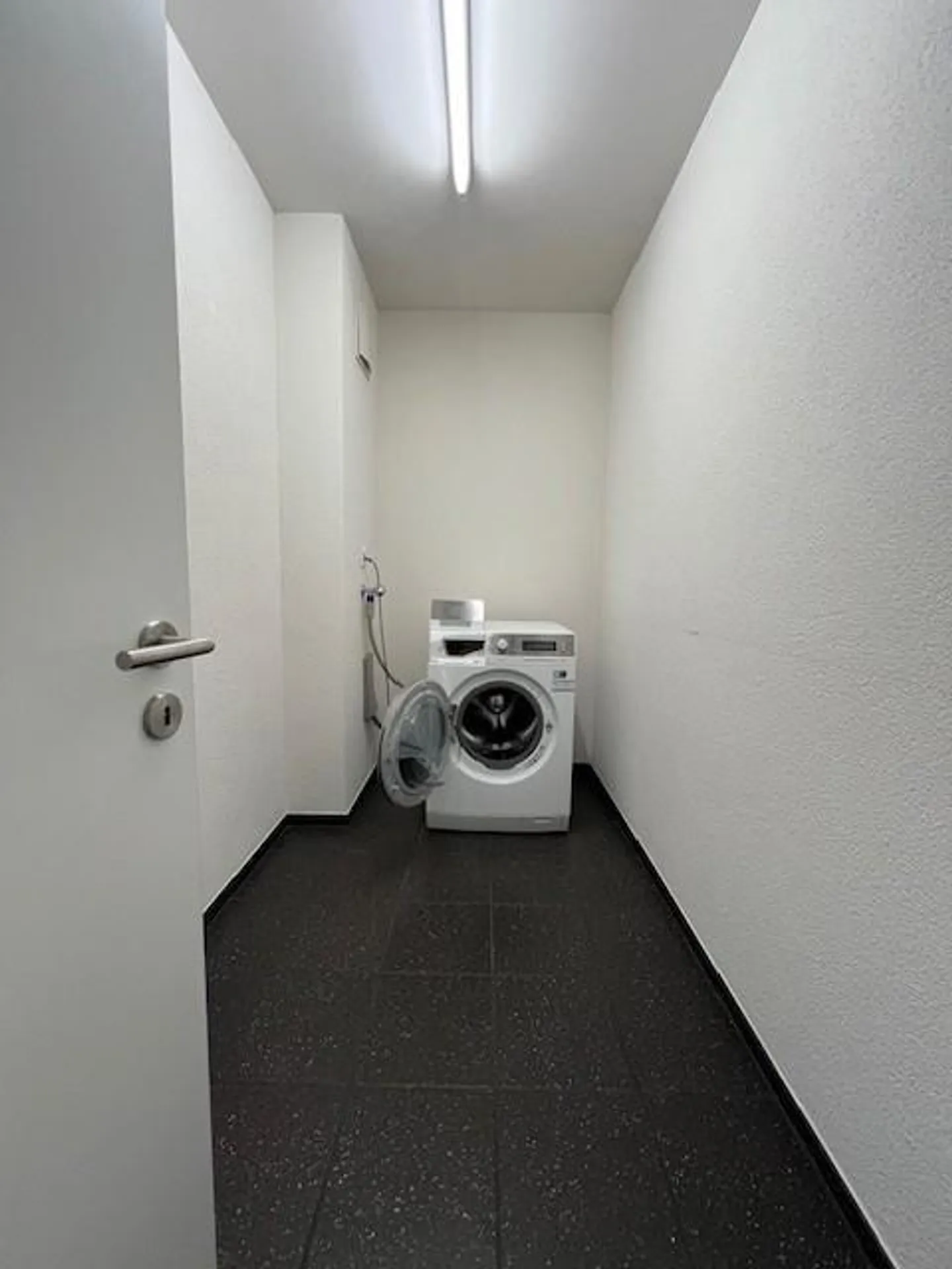 Appartement spacieux de 2,5 pièces au cœur de Hochdorf ! - Photo 6 sur 6