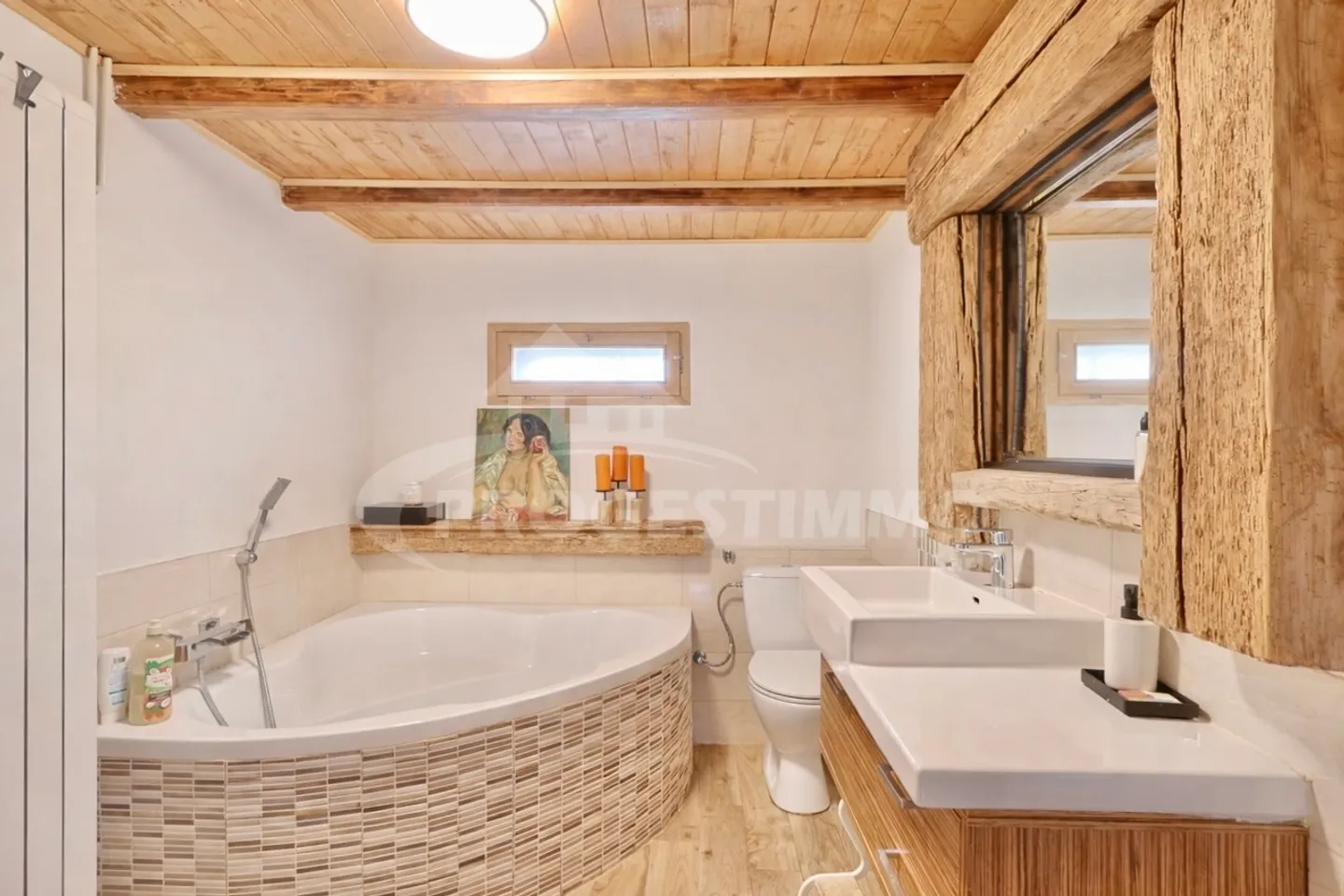AUTHENTIC RENOVATED CHALET IN THE HEART OF THE VAUD ALPS - Photo 10 of 13