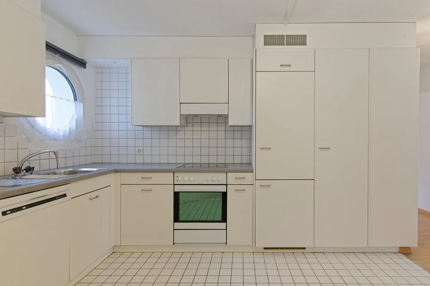 Condominio di 4,5 stanze - Foto 5 di 7