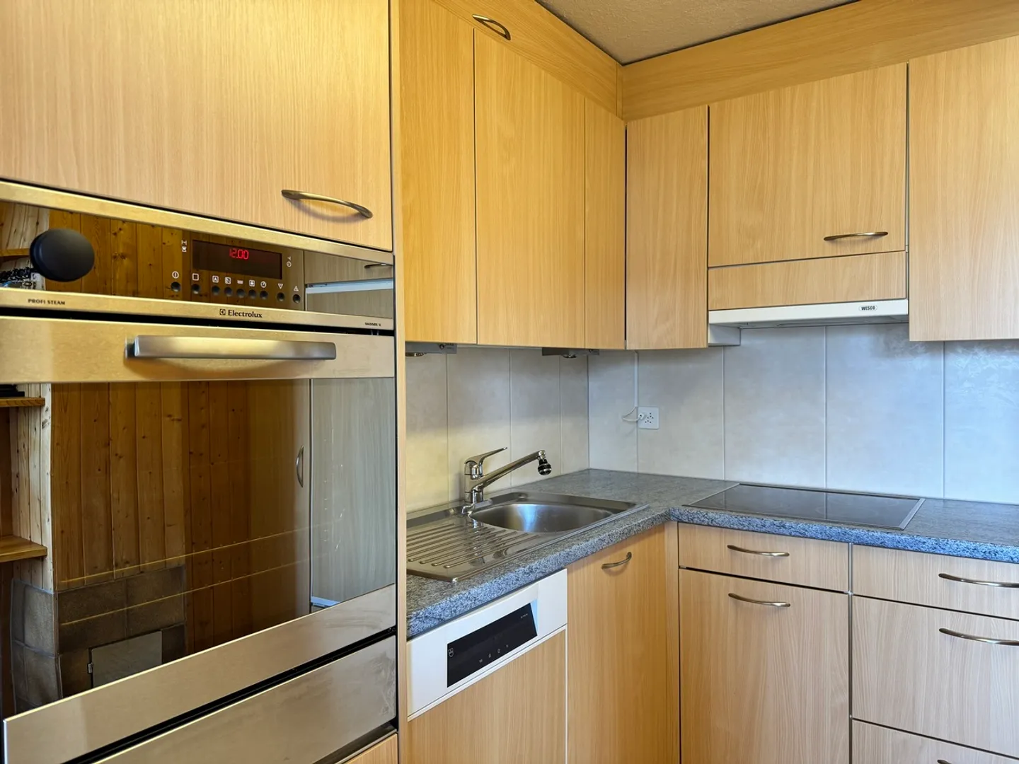 Appartement spacieux de 3 pièces avec vue imprenable - Photo 12 sur 16