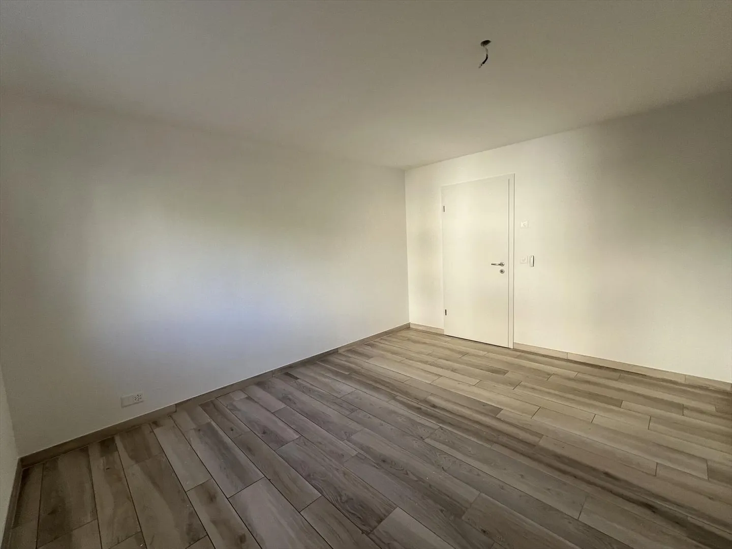 Building "Les 5 Pierres" - 2.5 rooms - Photo 4 of 11