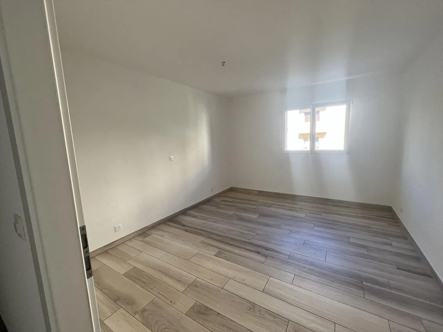 Building "Les 5 Pierres" - 2.5 rooms - Photo 5 of 11