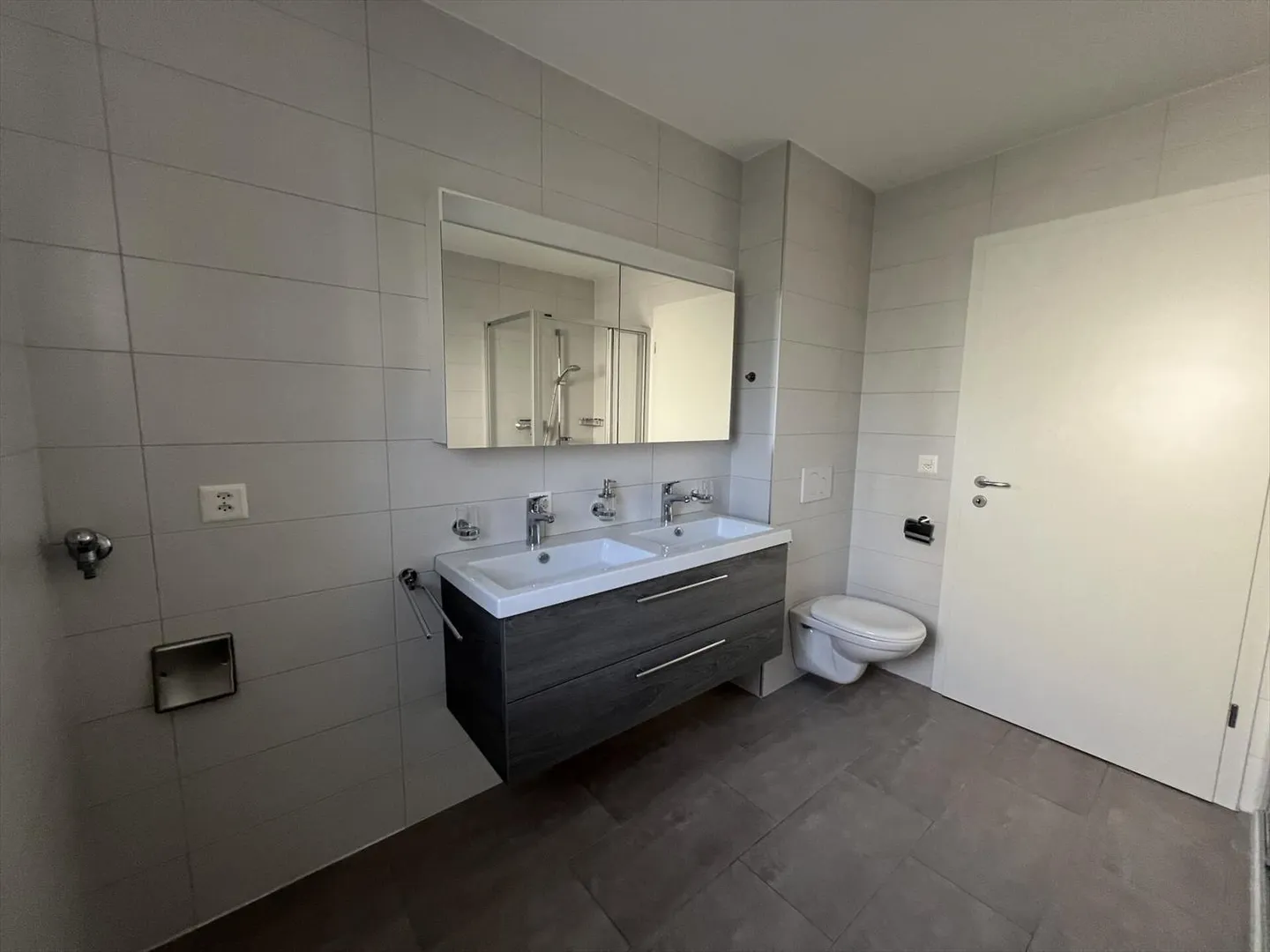 Building "Les 5 Pierres" - 2.5 rooms - Photo 7 of 11