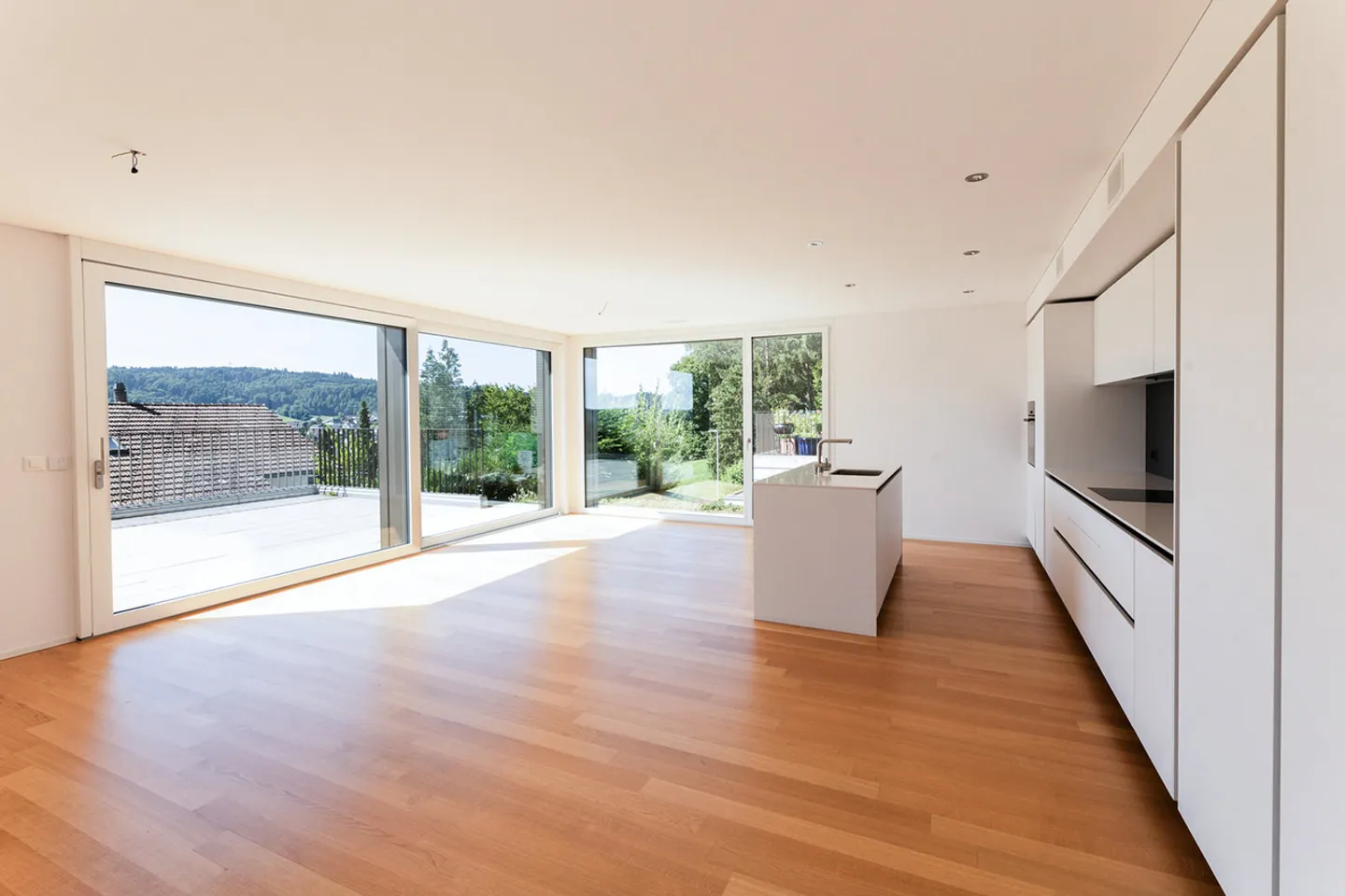 Detached single-family house in popular residential area - Photo 5 of 14