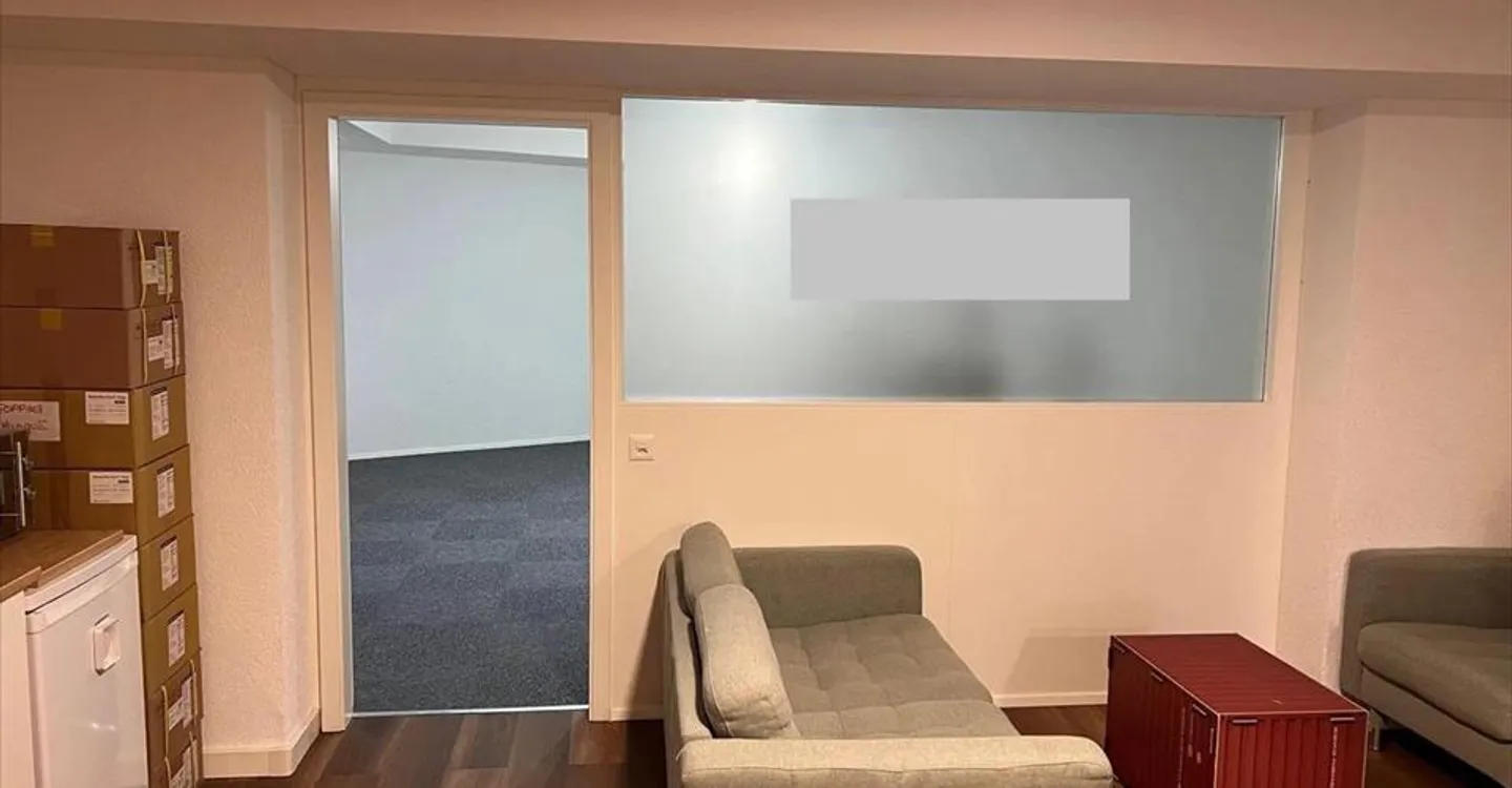 Spazio ufficio in affitto - Foto 3 di 10