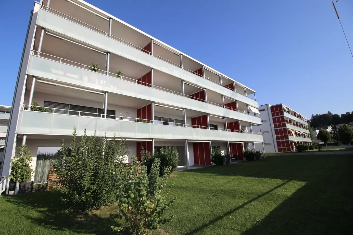 MAGNIFIQUE 2,5 pièces avec belle terrasse - Photo 8 sur 9