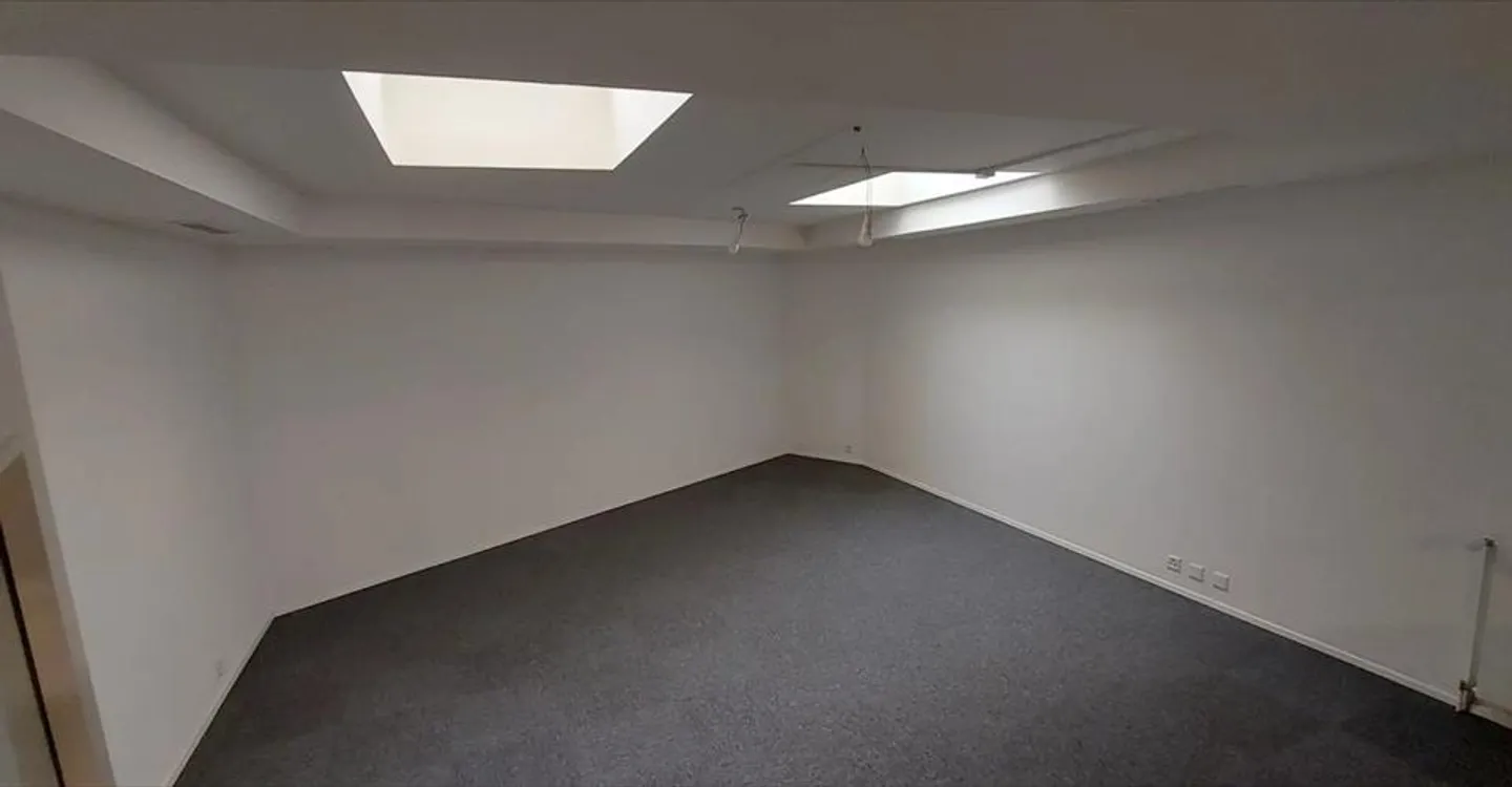 Spazio ufficio in affitto - Foto 6 di 10