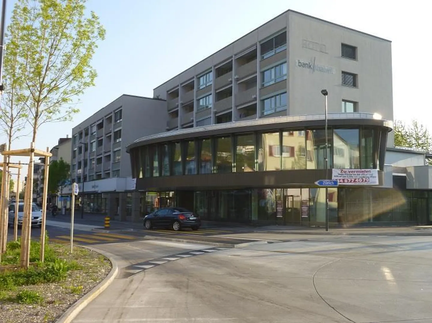 Centrally Located 1½ Room Apartment Near Adliswil Train Station - Photo 1 of 5