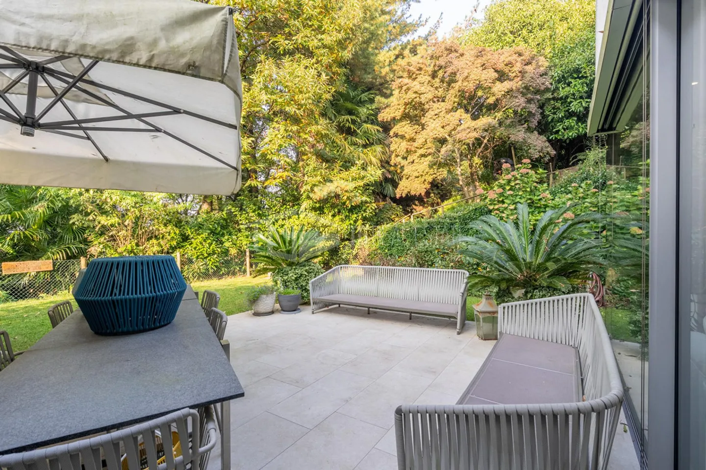 Beautiful Triplex with Pleasant Privacy - Photo 10 of 13