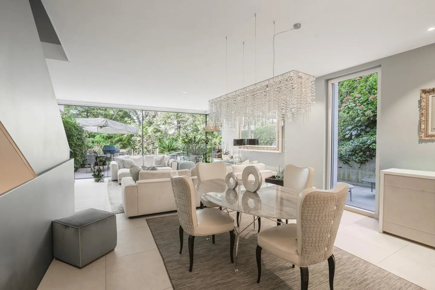 Beautiful Triplex with Pleasant Privacy - Photo 12 of 13