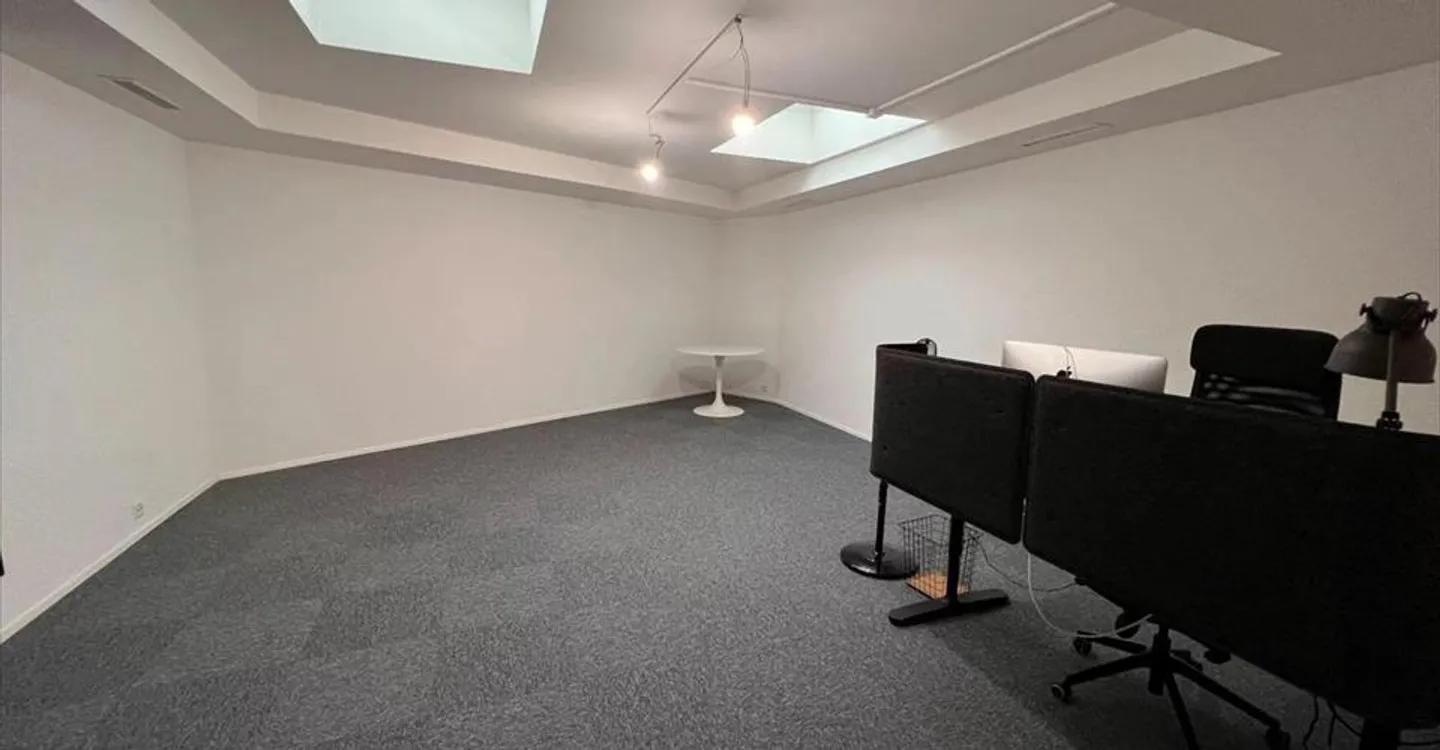 Spazio ufficio in affitto - Foto 8 di 10