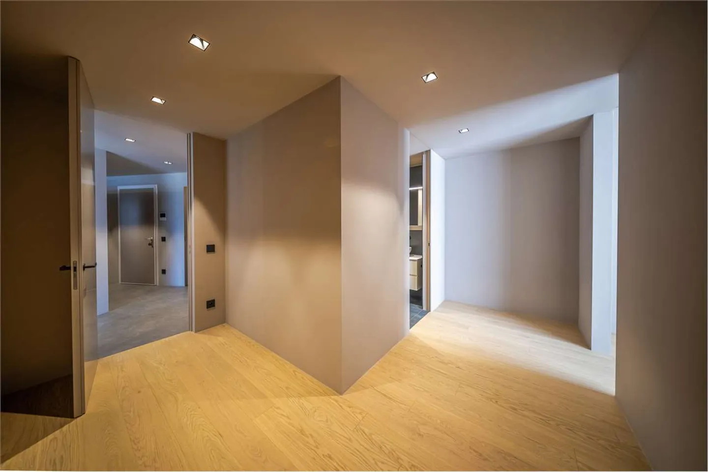 Neues Penthouse mit Seeblick in Lugano - Foto 6 von 12