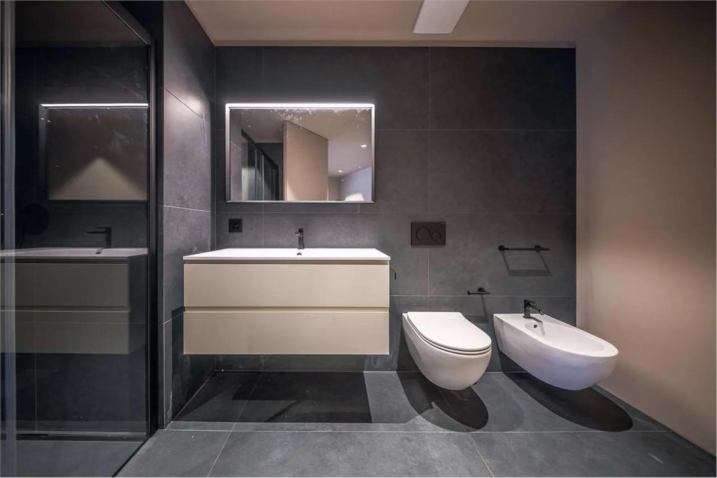 Neues Penthouse mit Seeblick in Lugano - Foto 8 von 12
