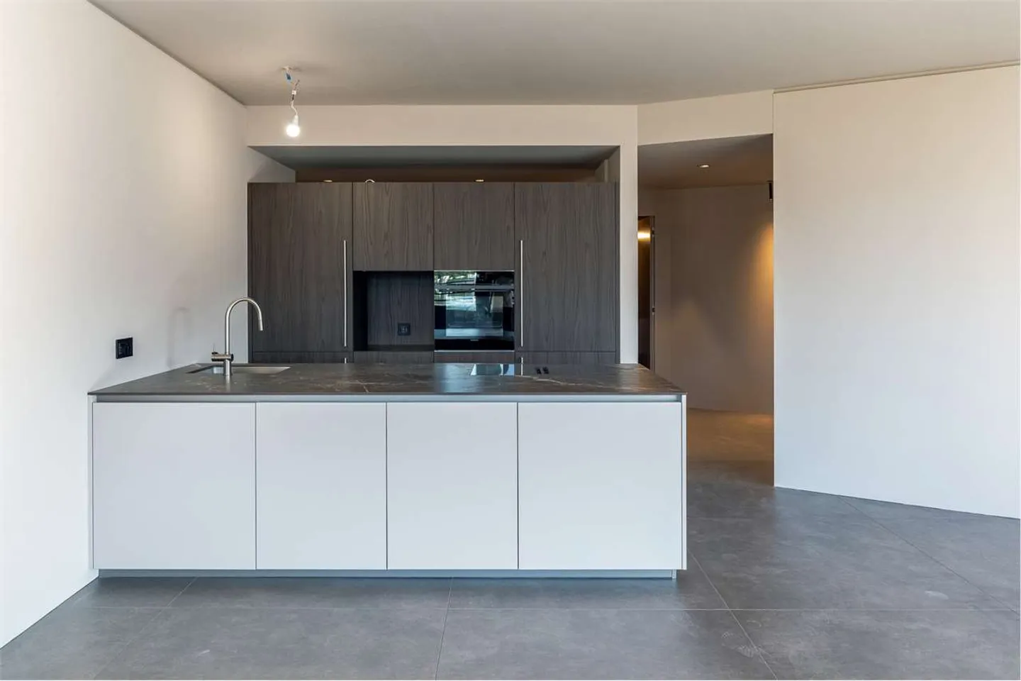 Neues Penthouse mit Seeblick in Lugano - Foto 3 von 12