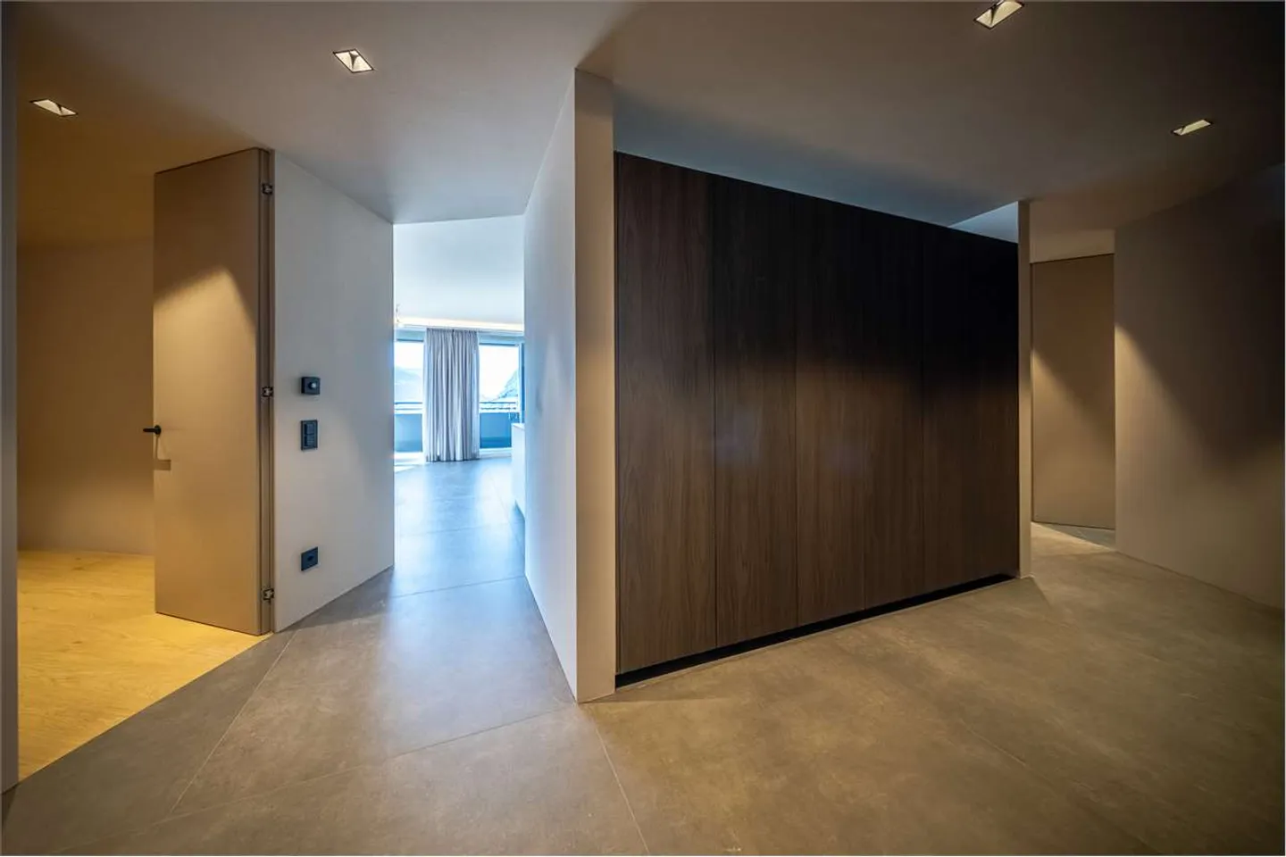 Neues Penthouse mit Seeblick in Lugano - Foto 4 von 12