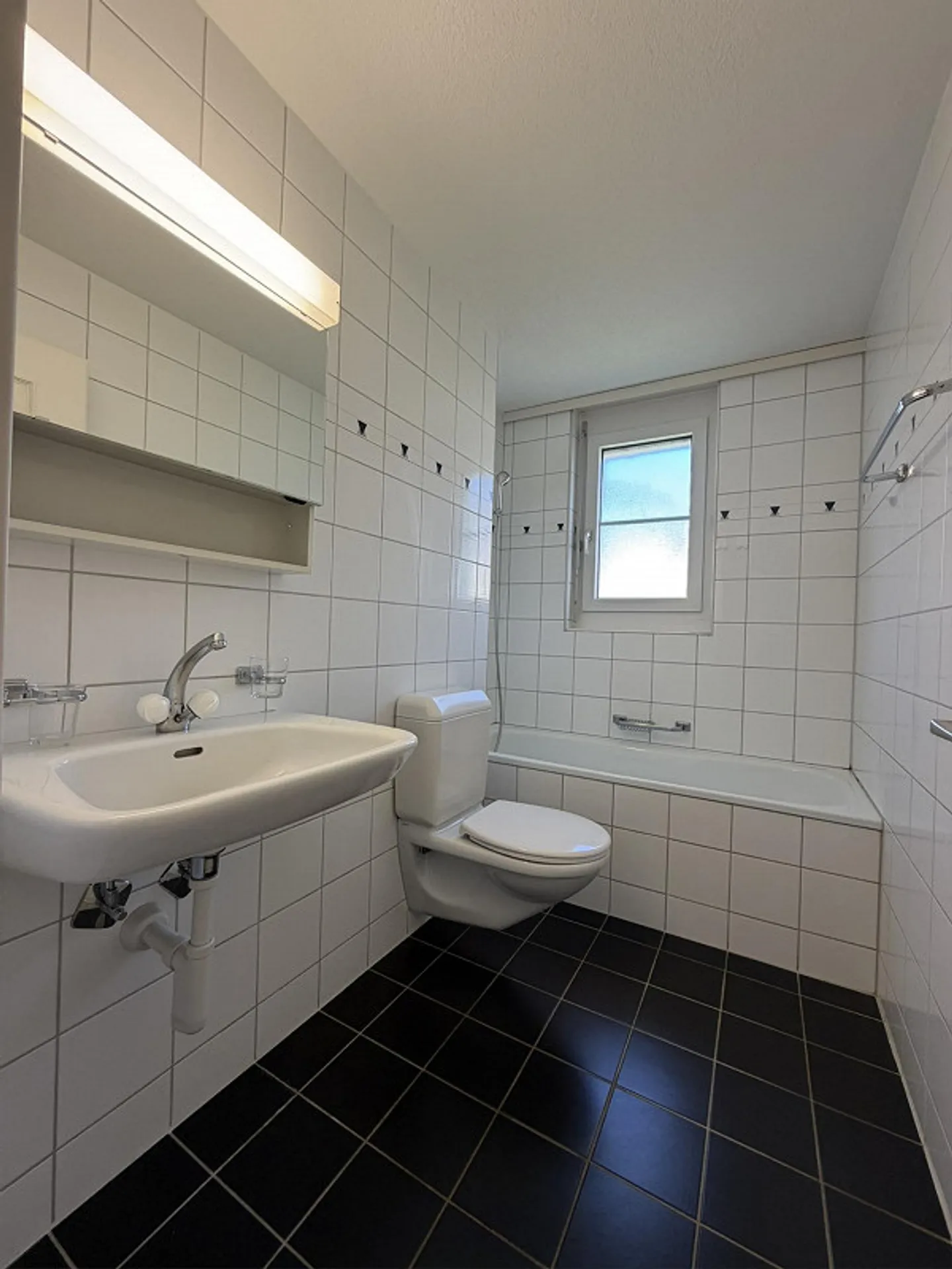 Charming 3.5 Room Apartment in Hochdorf - Photo 6 of 9