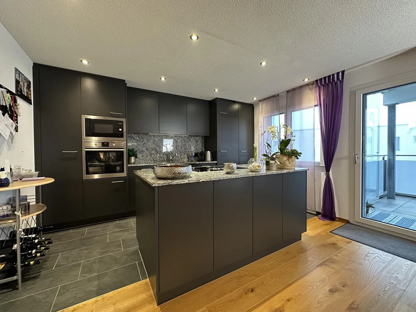 Modernes Apartment in Niederhelfenschwil - Foto 4 von 12