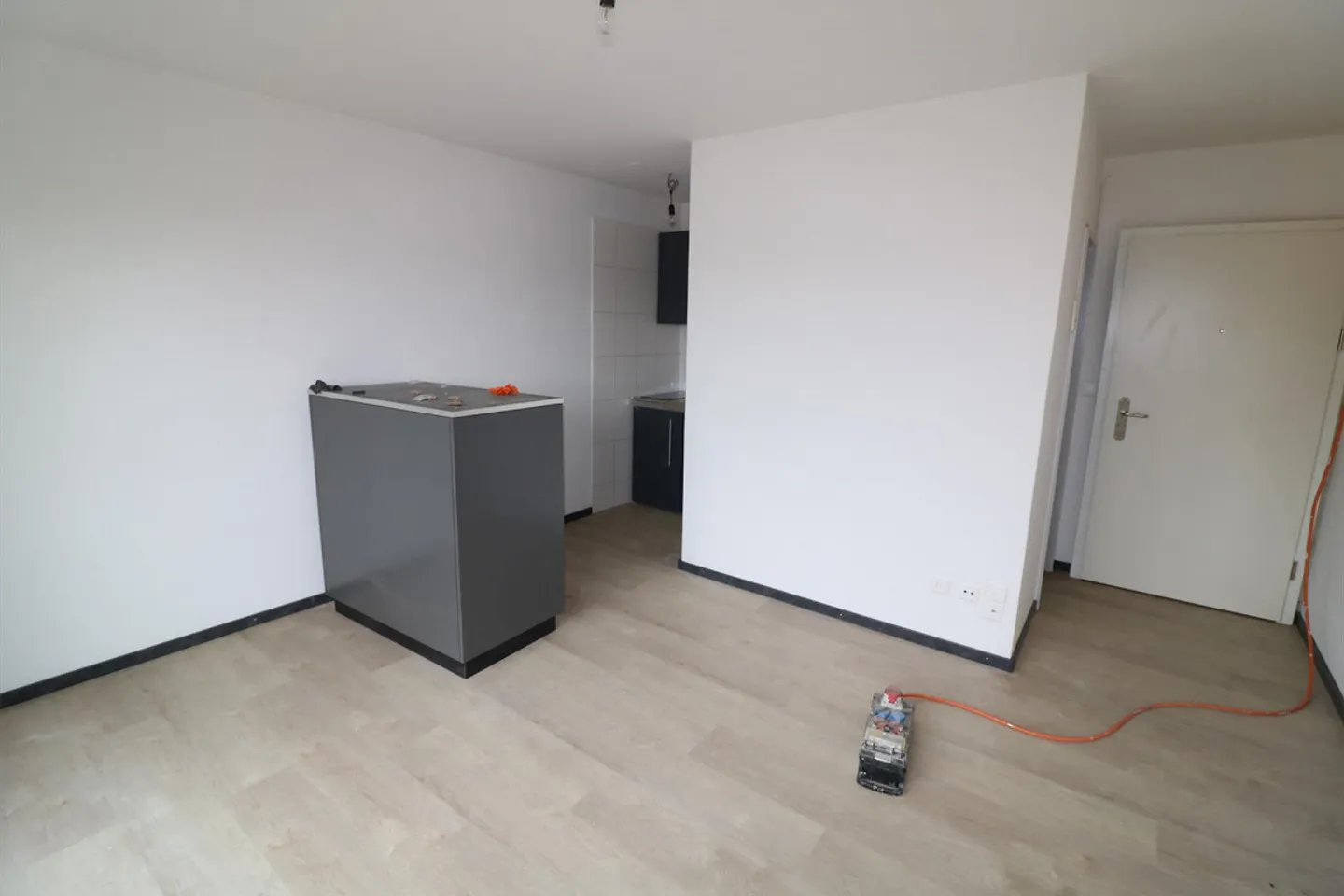 Appartamento con balcone e nuova cucina - Foto 3 di 5