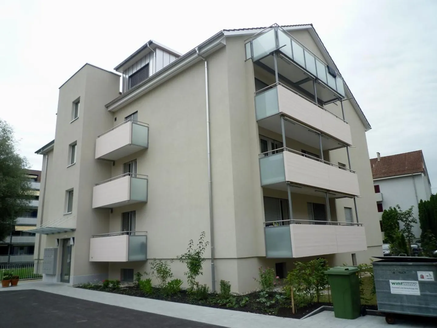 2.5-room apartment in Oberwinterthur - Photo 1 of 12