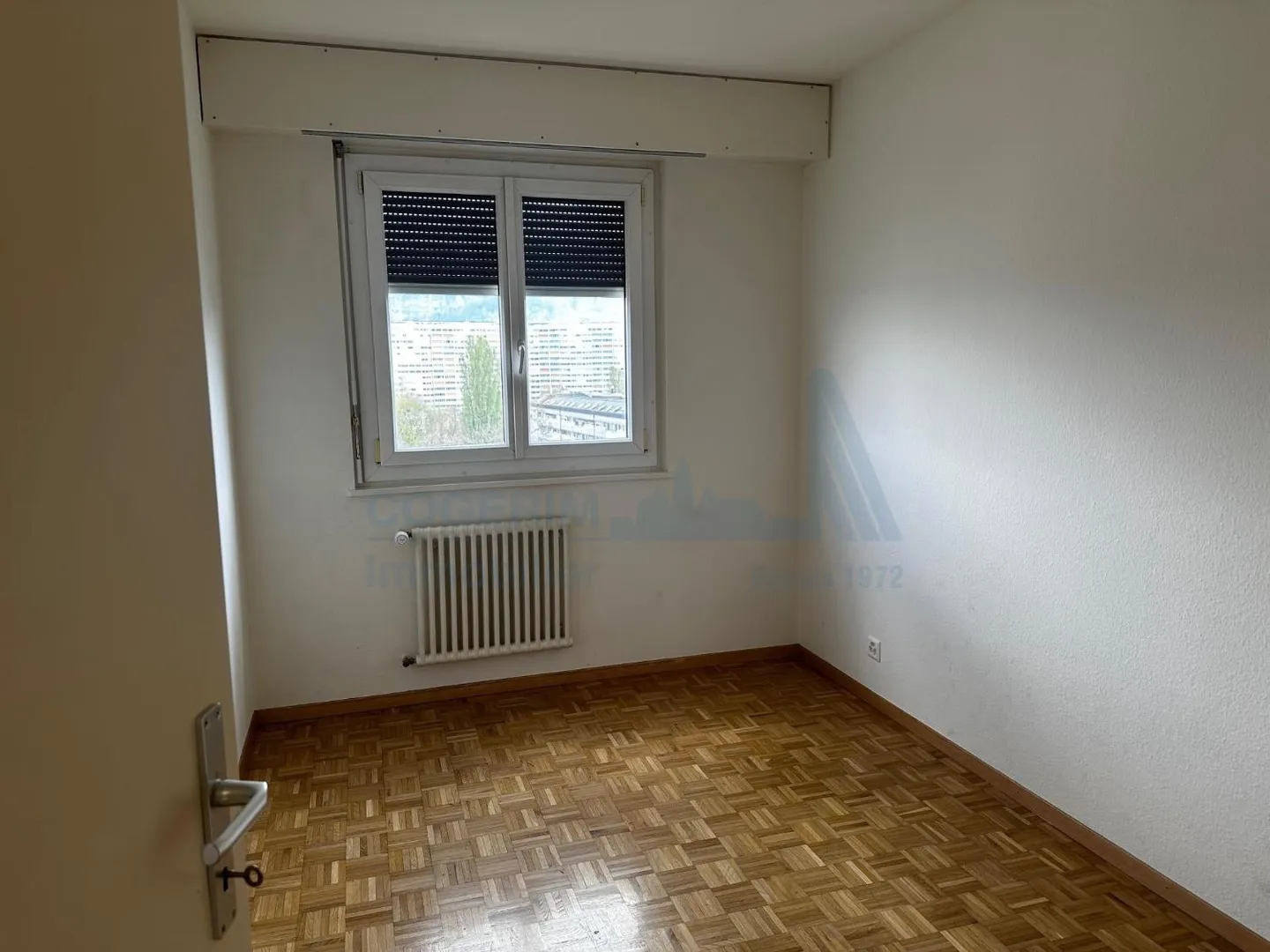 Ampio appartamento di 5 stanze - Foto 6 di 6