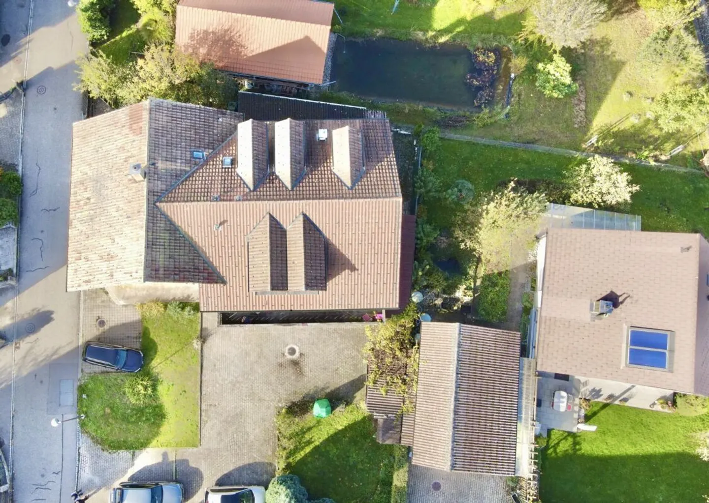 MEHRFAMILIENHAUS MIT POTENTIAL IN OBERBURG - Foto 2 von 8
