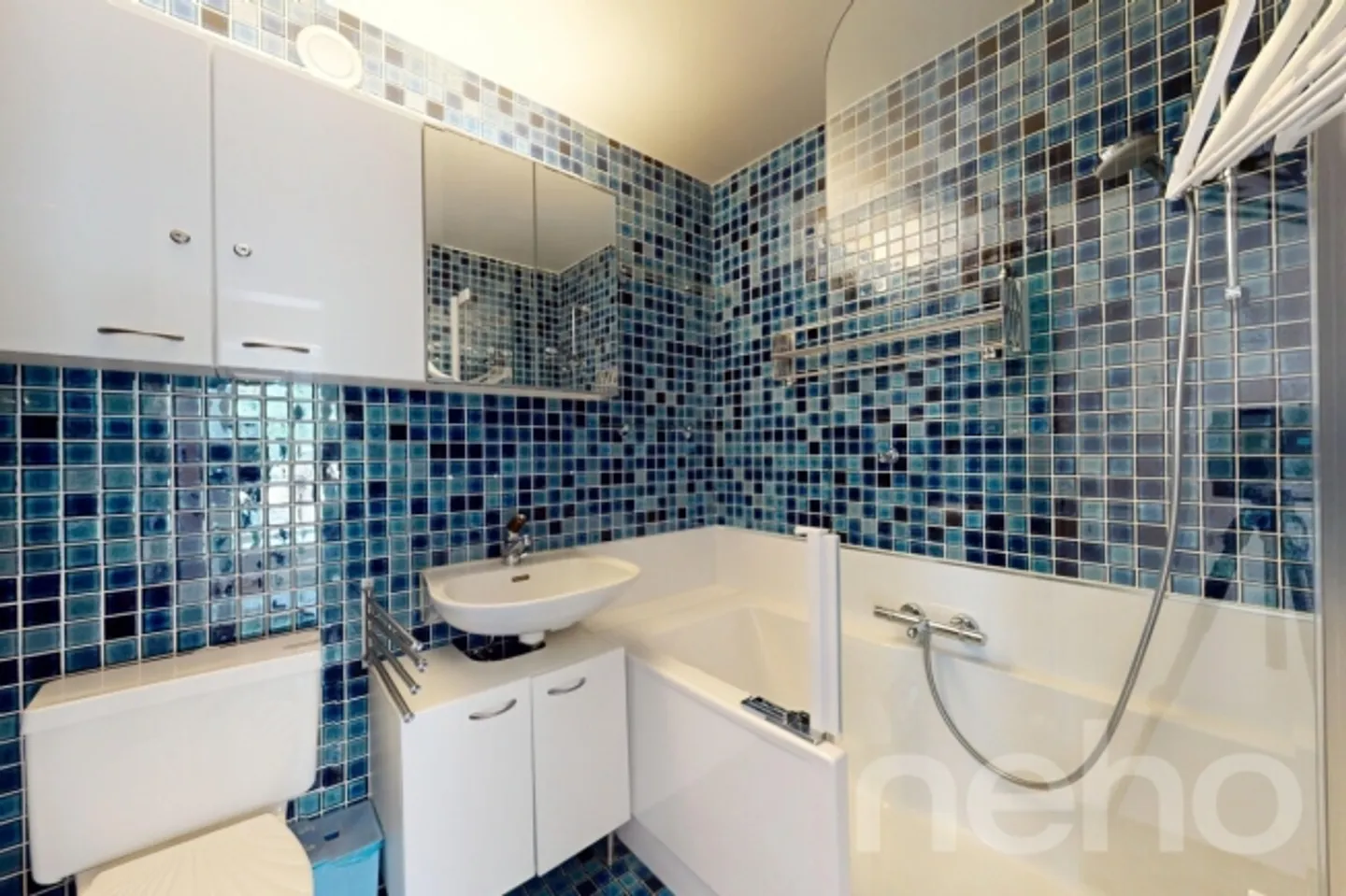 Stunning 2 1/2 room apartment with a large terrace - Photo 7 of 13