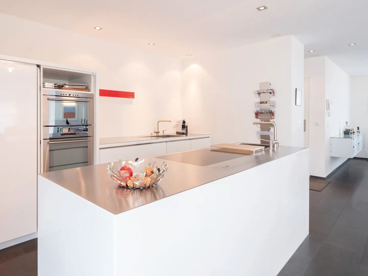 Appartement en duplex 4.5 Z' avec jardin de rêve, connexion interne par ascenseur + beaucoup d'intimité - Photo 3 sur 13