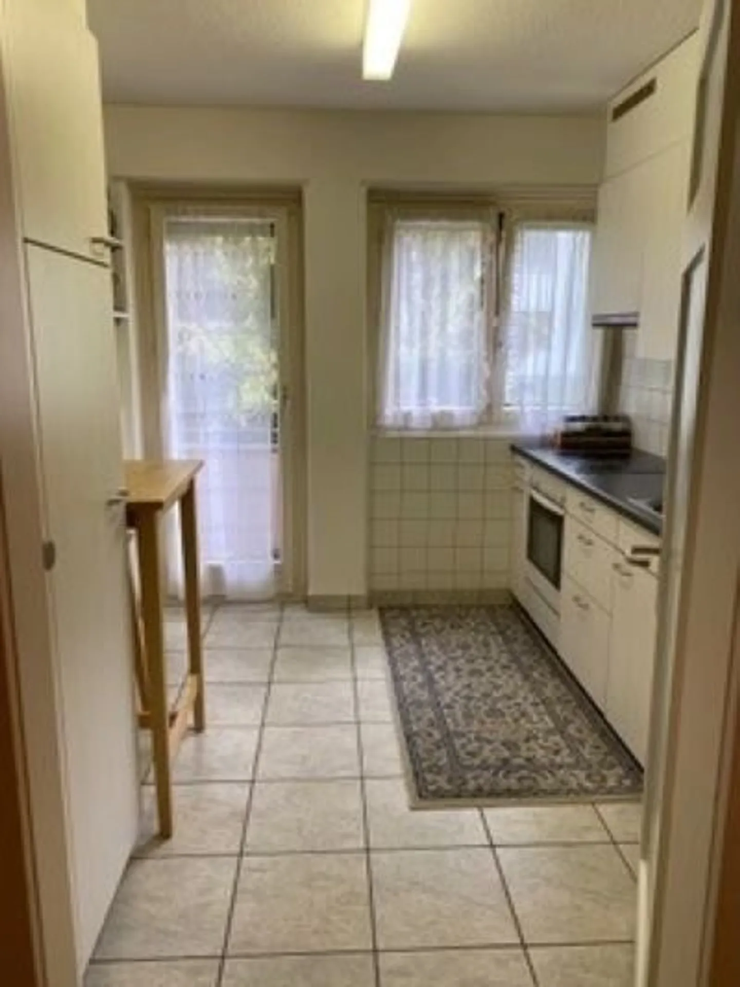 Charmante 3-Zimmer-Wohnung in Zürich - Foto 2 von 4