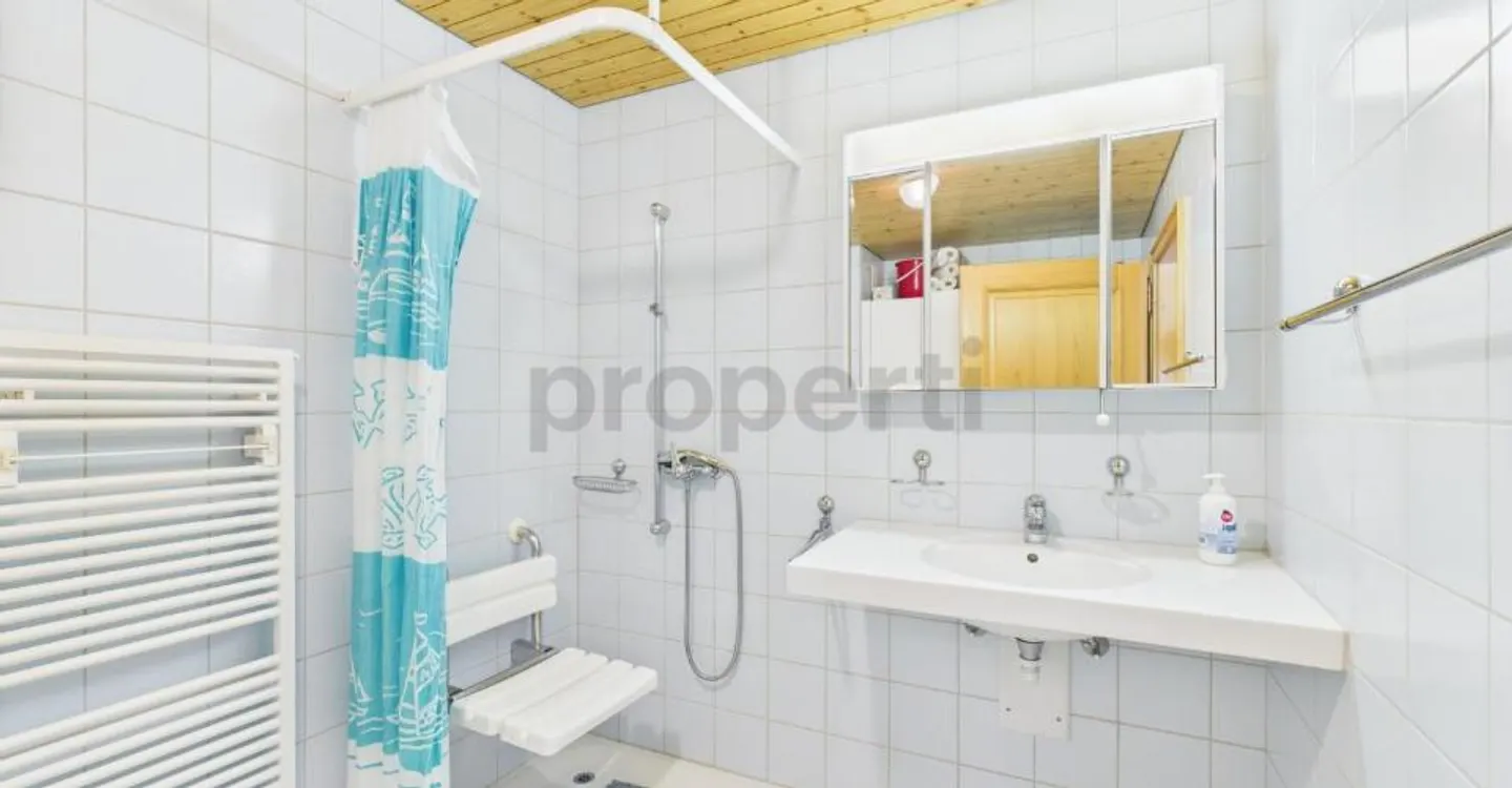 Welcome to Valens! Stylish 3.5 room apartment for sale... - Photo 5 of 11