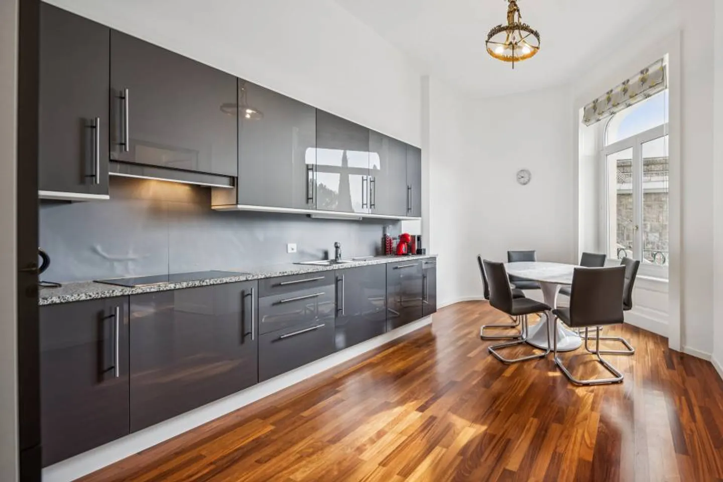 Selten zu verkaufen, Wohnung im Gebäude Riant-Château Montreux Te - Foto 7 von 13