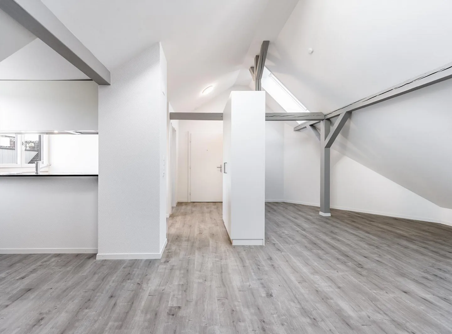 Charmante Renovierte Wohnung - Foto 1 von 4