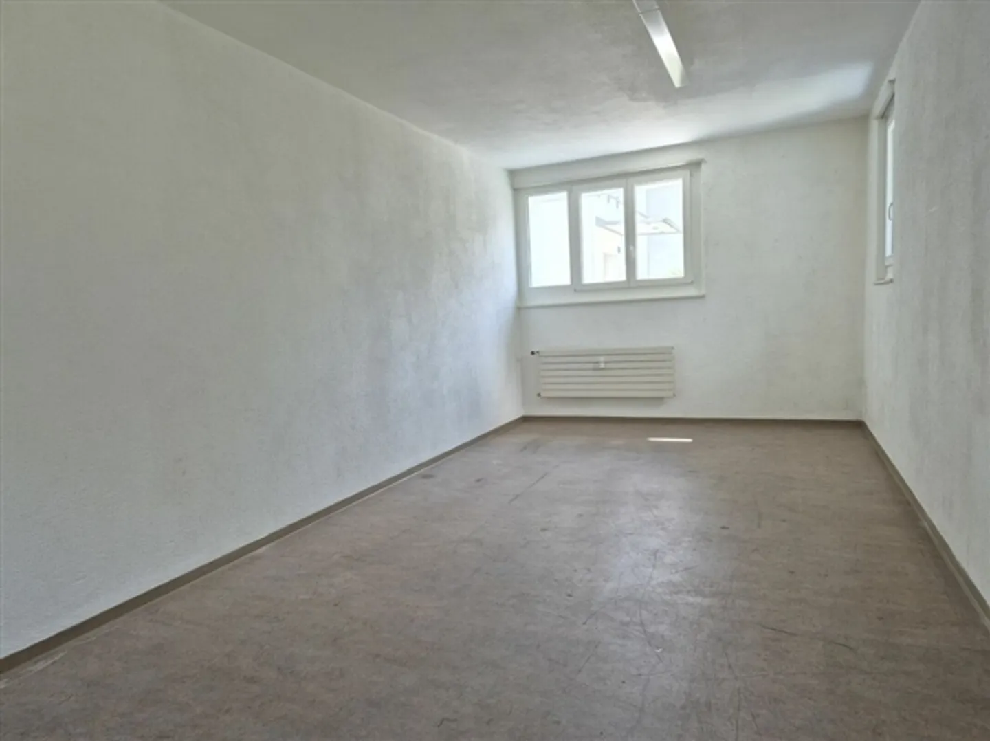 Salle de loisirs (24m²) - Photo 1 sur 2