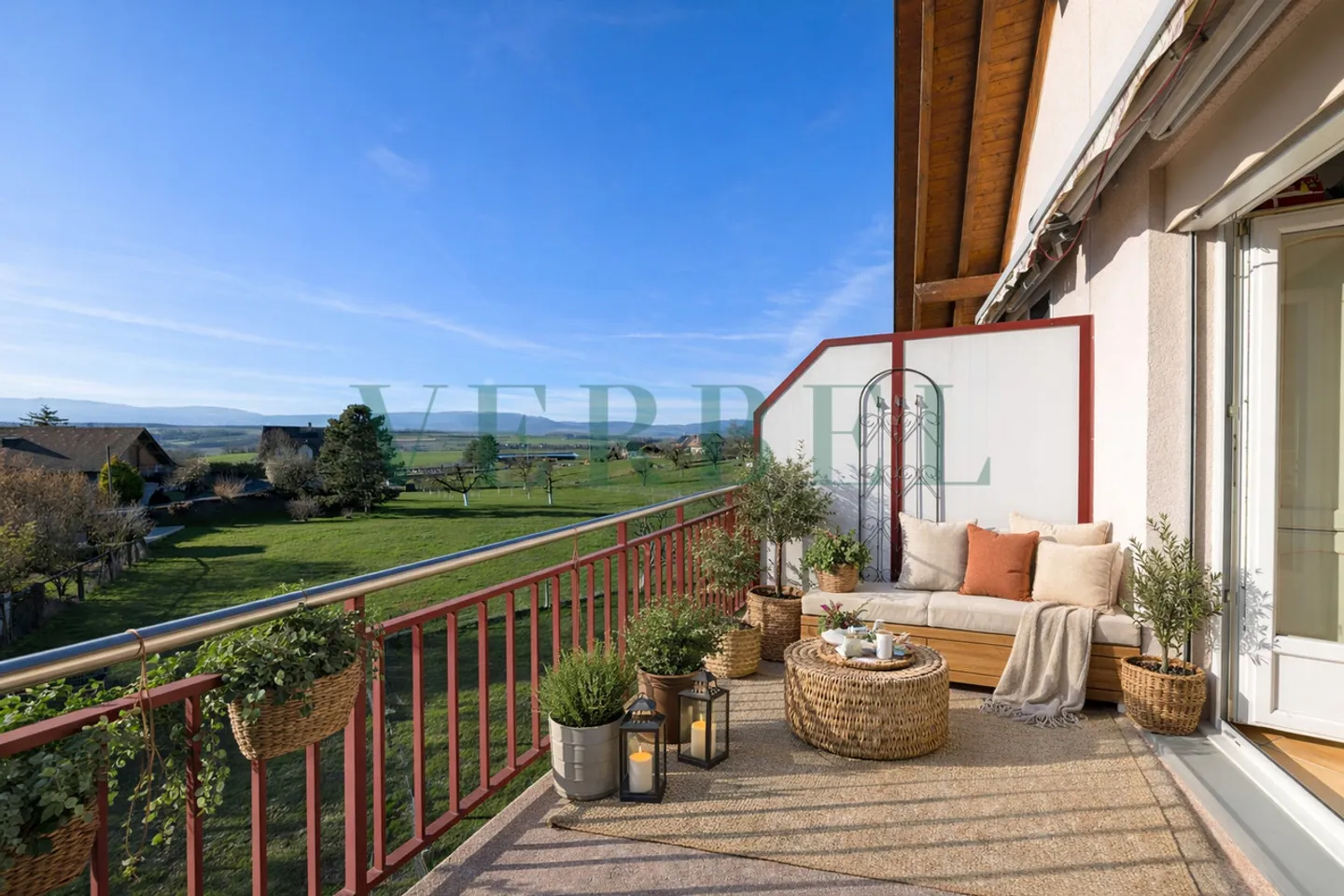 Daillens - Magnifique penthouse en duplex avec pièce séparée - Photo 3 sur 13