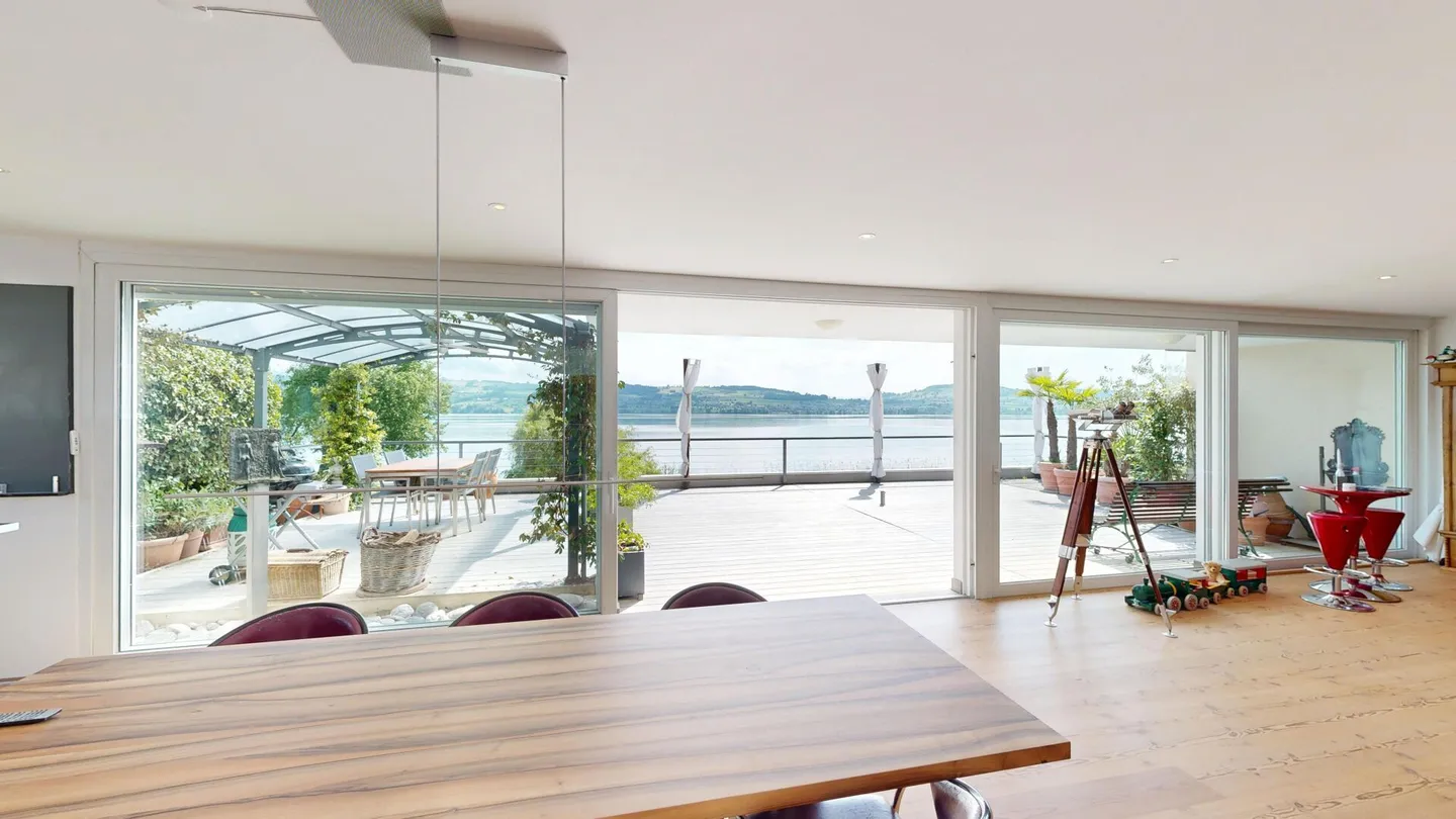 Vivere in una posizione privilegiata – casa affascinante con vista panoramica sul lago di Sempach - Foto 5 di 25