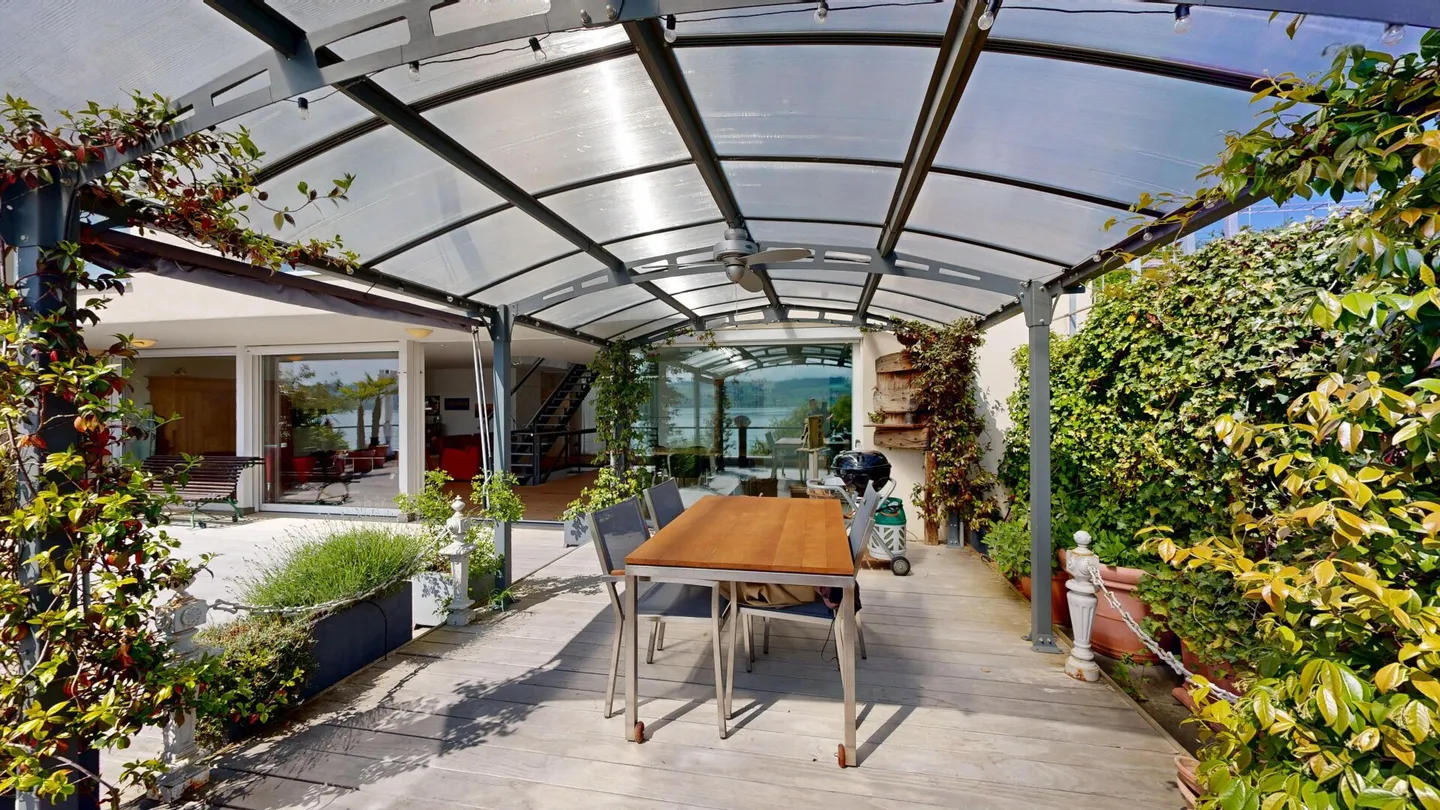 Vivere in una posizione privilegiata – casa affascinante con vista panoramica sul lago di Sempach - Foto 4 di 25