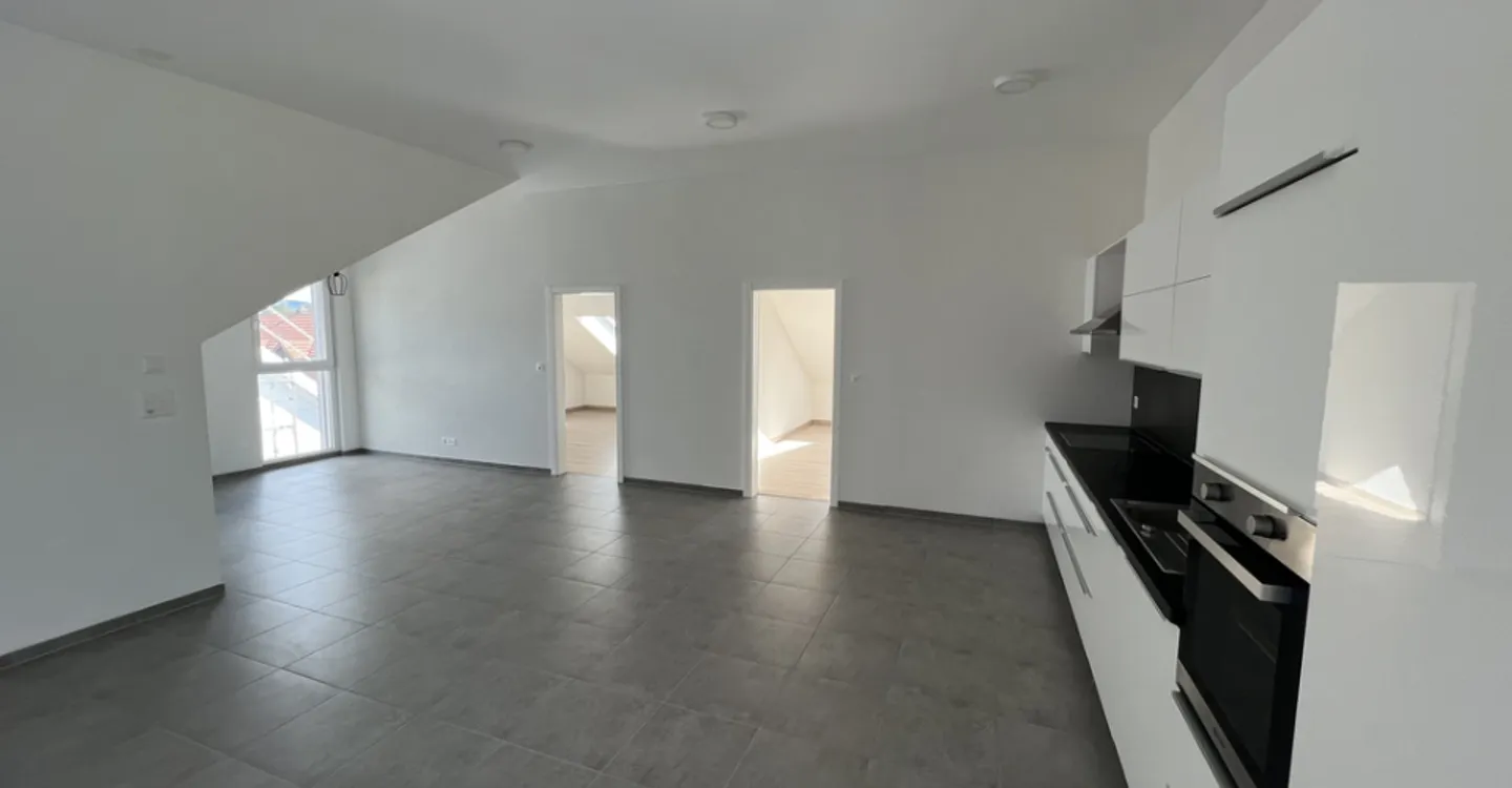 Modernes Apartment mit Terrassen - Foto 5 von 11