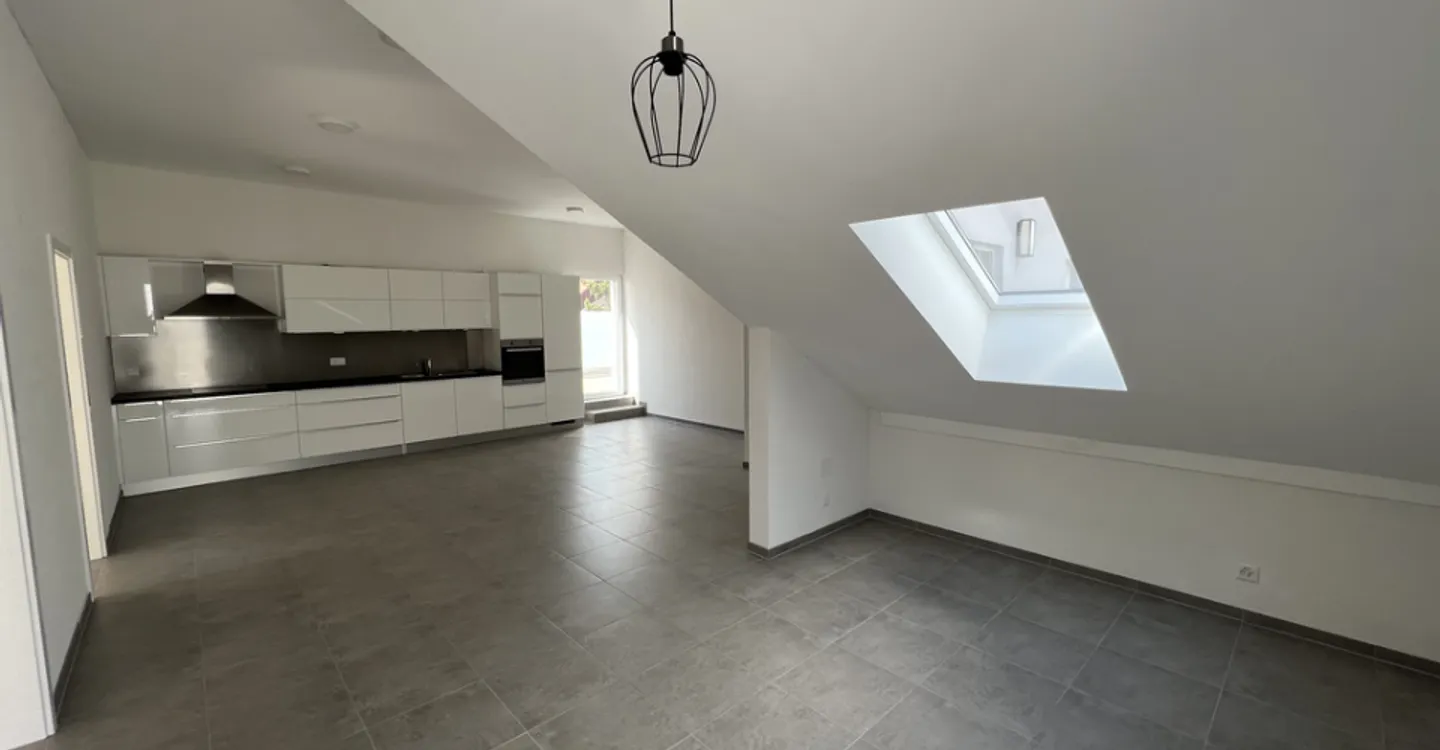 Modernes Apartment mit Terrassen - Foto 6 von 11