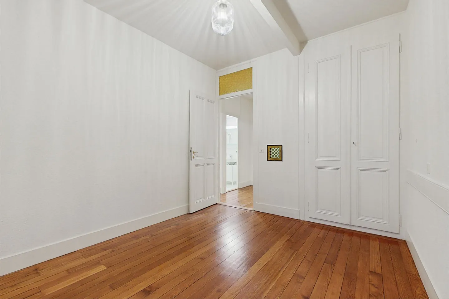 Splendid apartment in the heart of Geneva - Photo 11 of 13