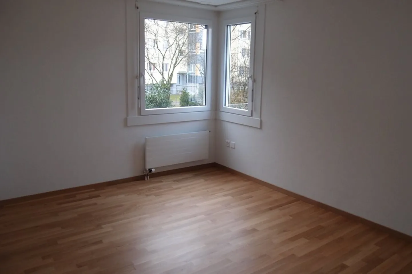Charming 2.5-Room Apartment - Photo 4 of 7