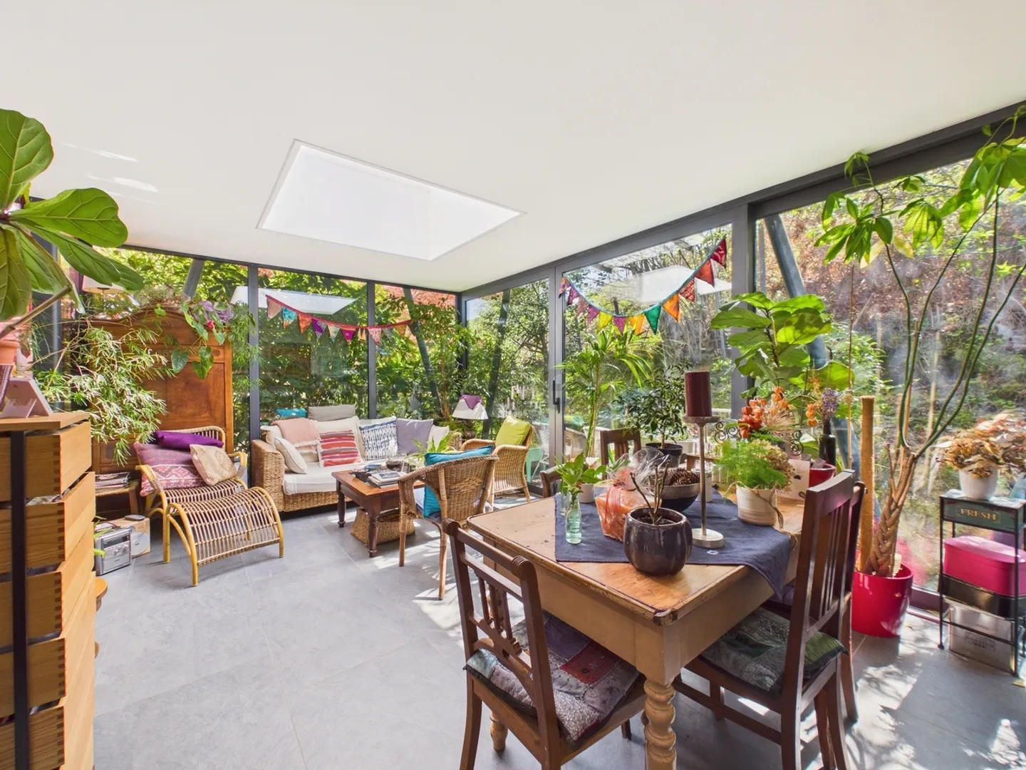 Elegante Doppelhaushälfte mit 12 Zimmern und großem Privatpark in Robasacco - Foto 6 von 13