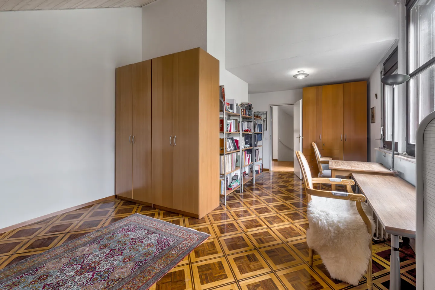 Geräumiges Doppelhaus in einer grünen Umgebung - Foto 8 von 11