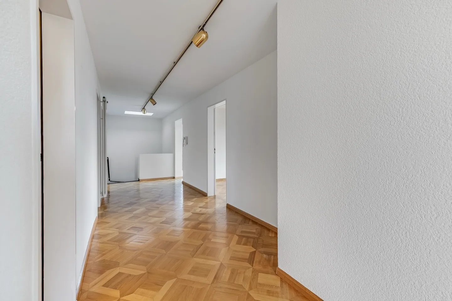 Charmante maison familiale à Binningen - Photo 10 sur 35