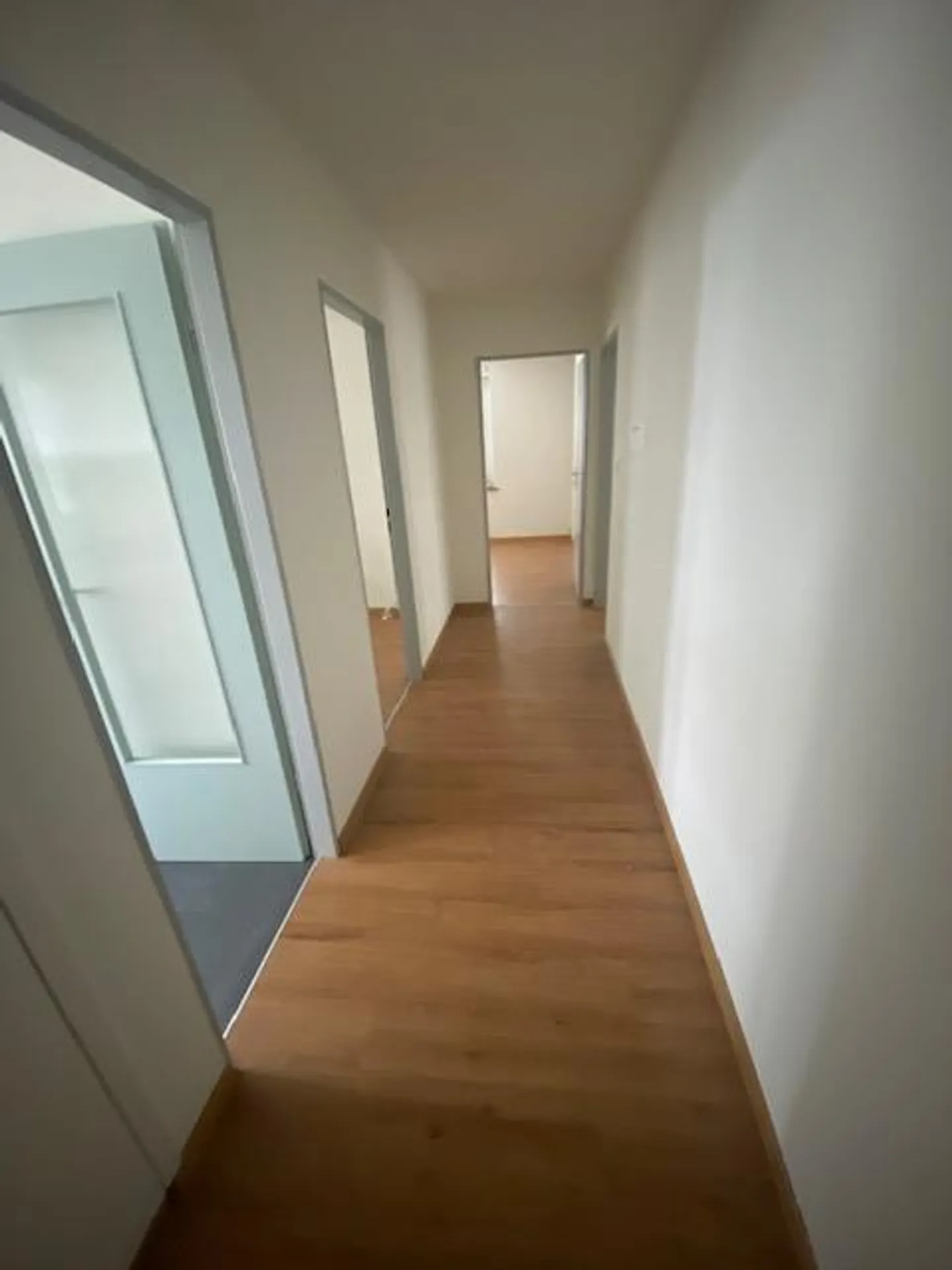 Bella appartamento di 3 stanze nel centro di Bottighofen - Foto 9 di 14