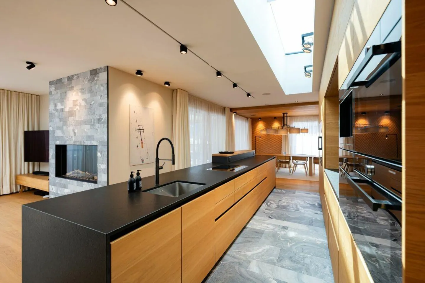 Appartamento esclusivo di 4,5 stanze con vista panoramica (residenza principale) - Foto 2 di 7